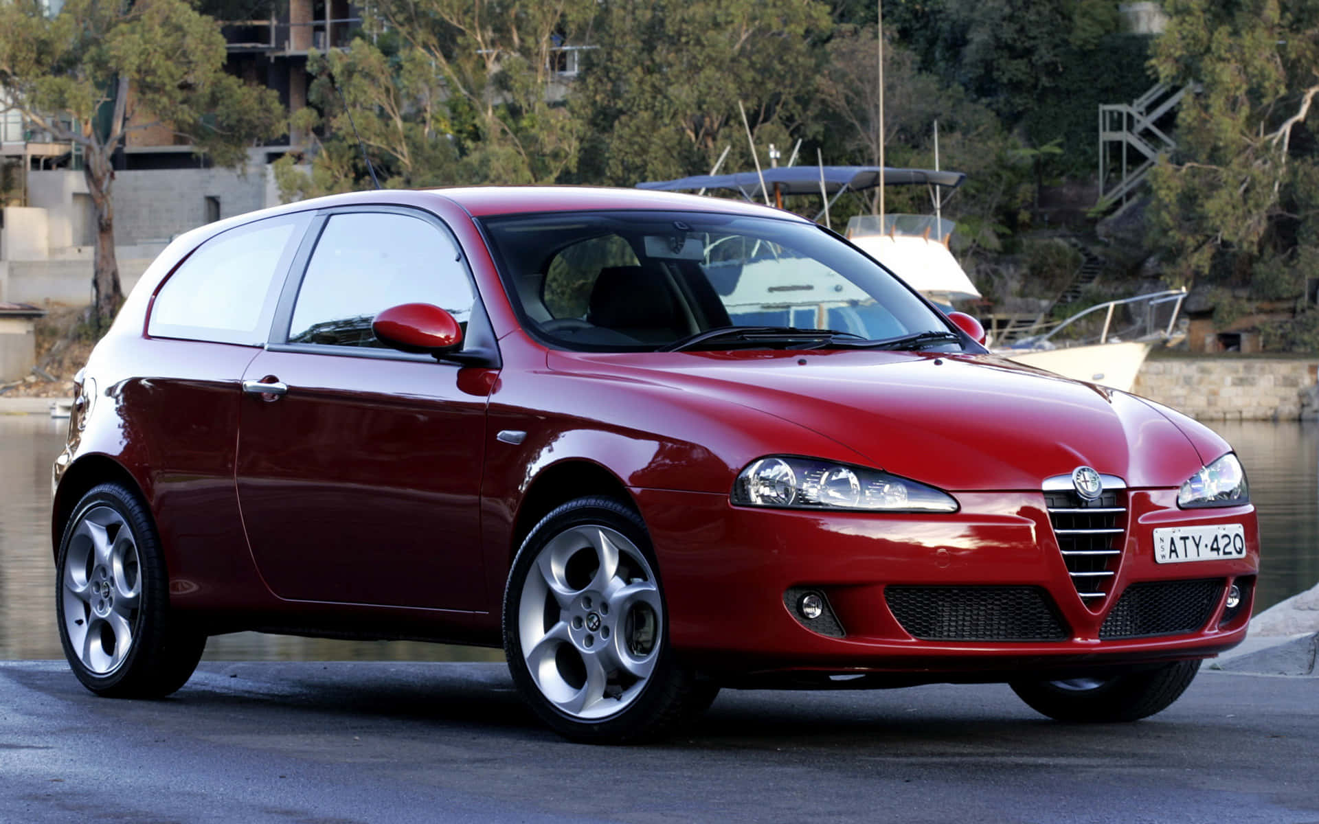 Alfa Romeo 147, glossy red, hatchback, Full HD Desktop Wallpaper