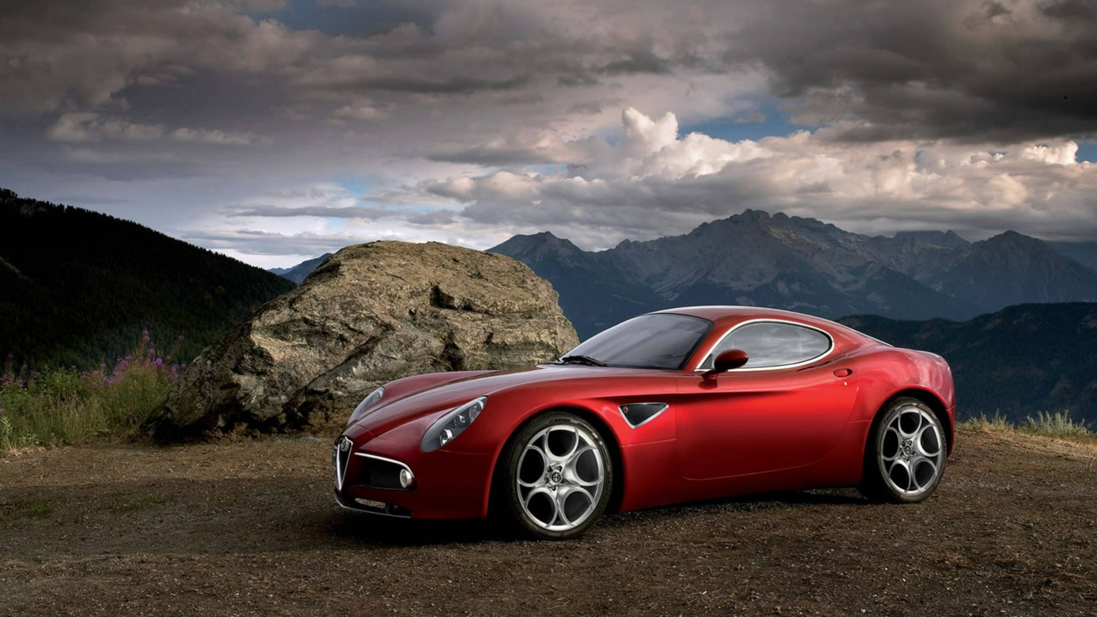 Alfa Romeo 8c Competizione, glossy red, rugged mountain overlook, 4K Desktop Wallpaper