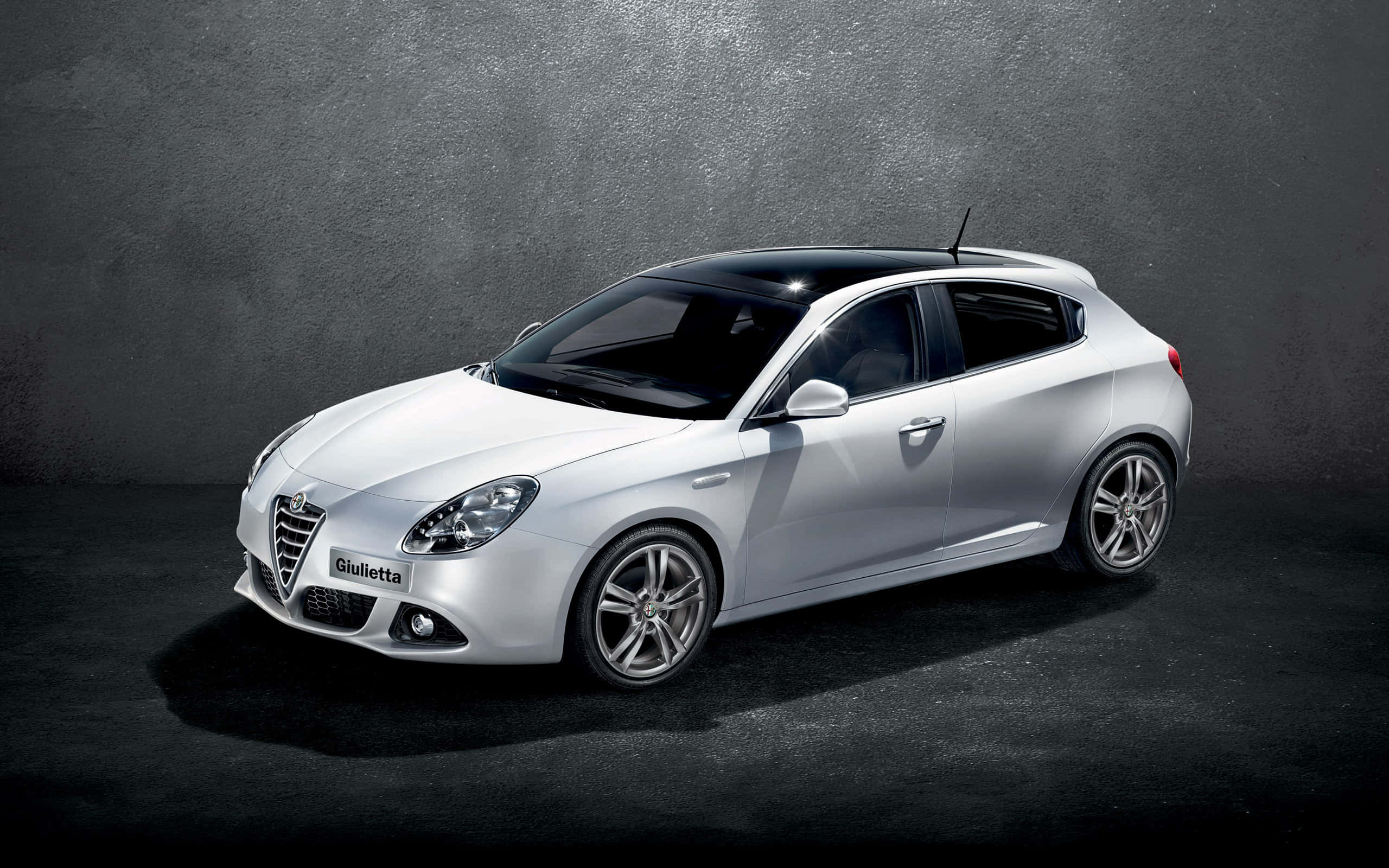 Alfa Romeo Giulietta, silver, hatchback, 2K Desktop Wallpaper