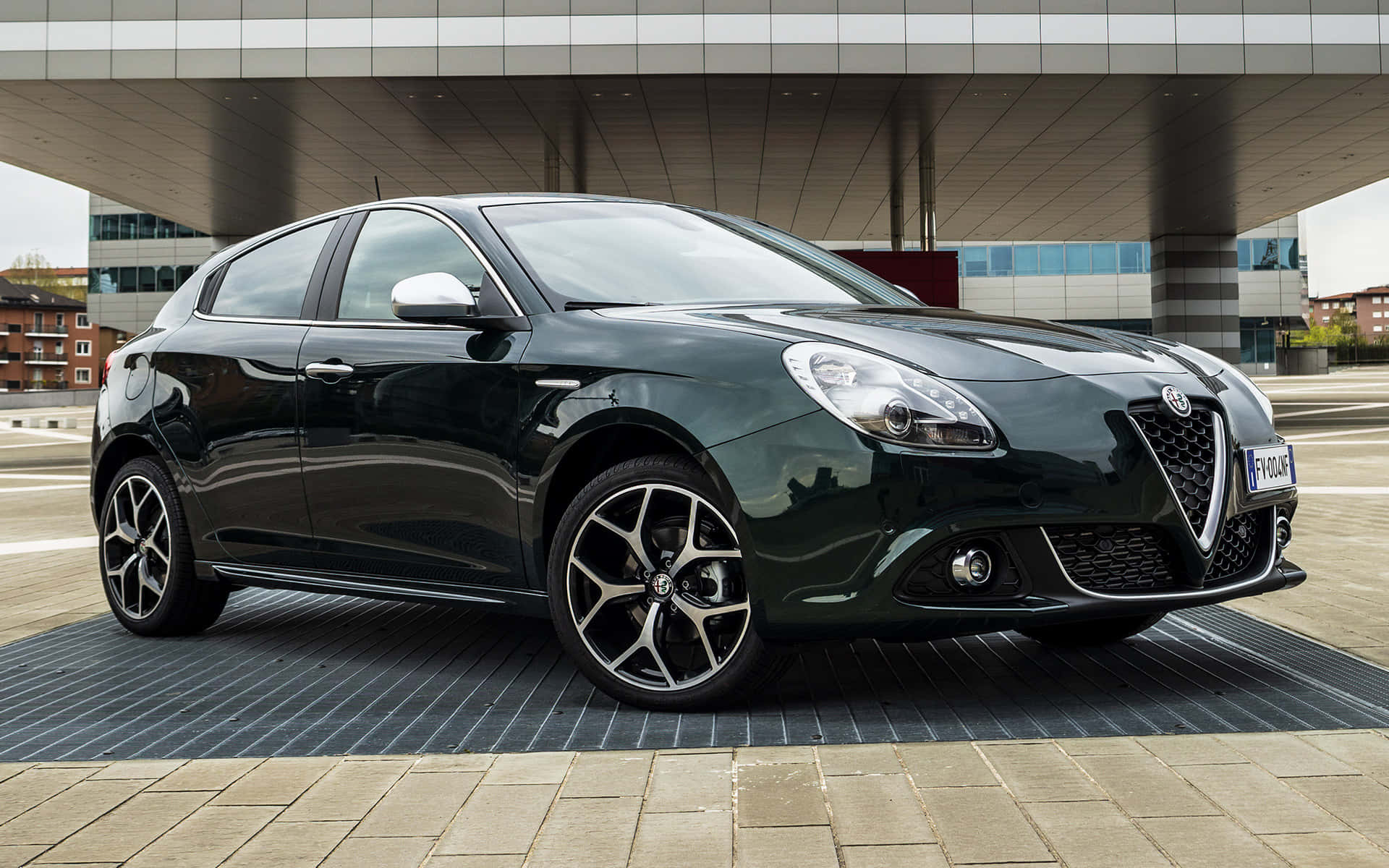 Alfa Romeo Giulietta, dark green, modern architectural canopy, Full HD Desktop Wallpaper