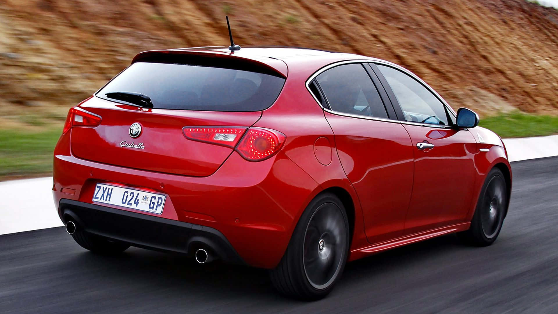 Alfa Romeo Giulietta, red, hatchback, Full HD Desktop Wallpaper
