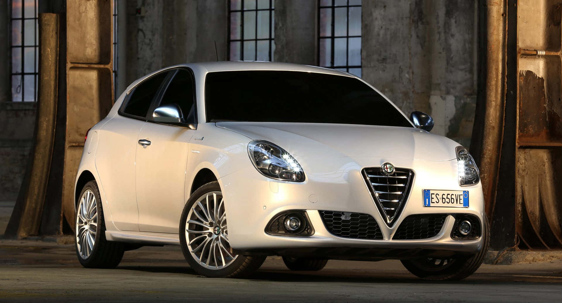 Alfa Romeo Giulietta, white, rustic industrial setting, Full HD Desktop Wallpaper