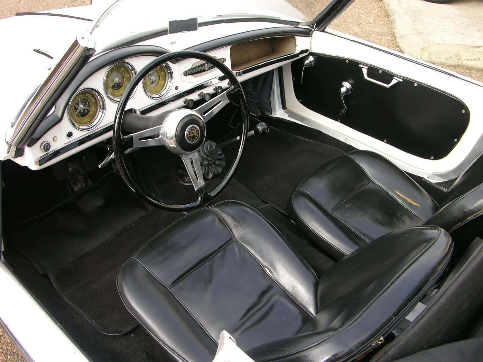 Alfa Romeo Spider, 1600, black leather seats, HD Desktop Wallpaper