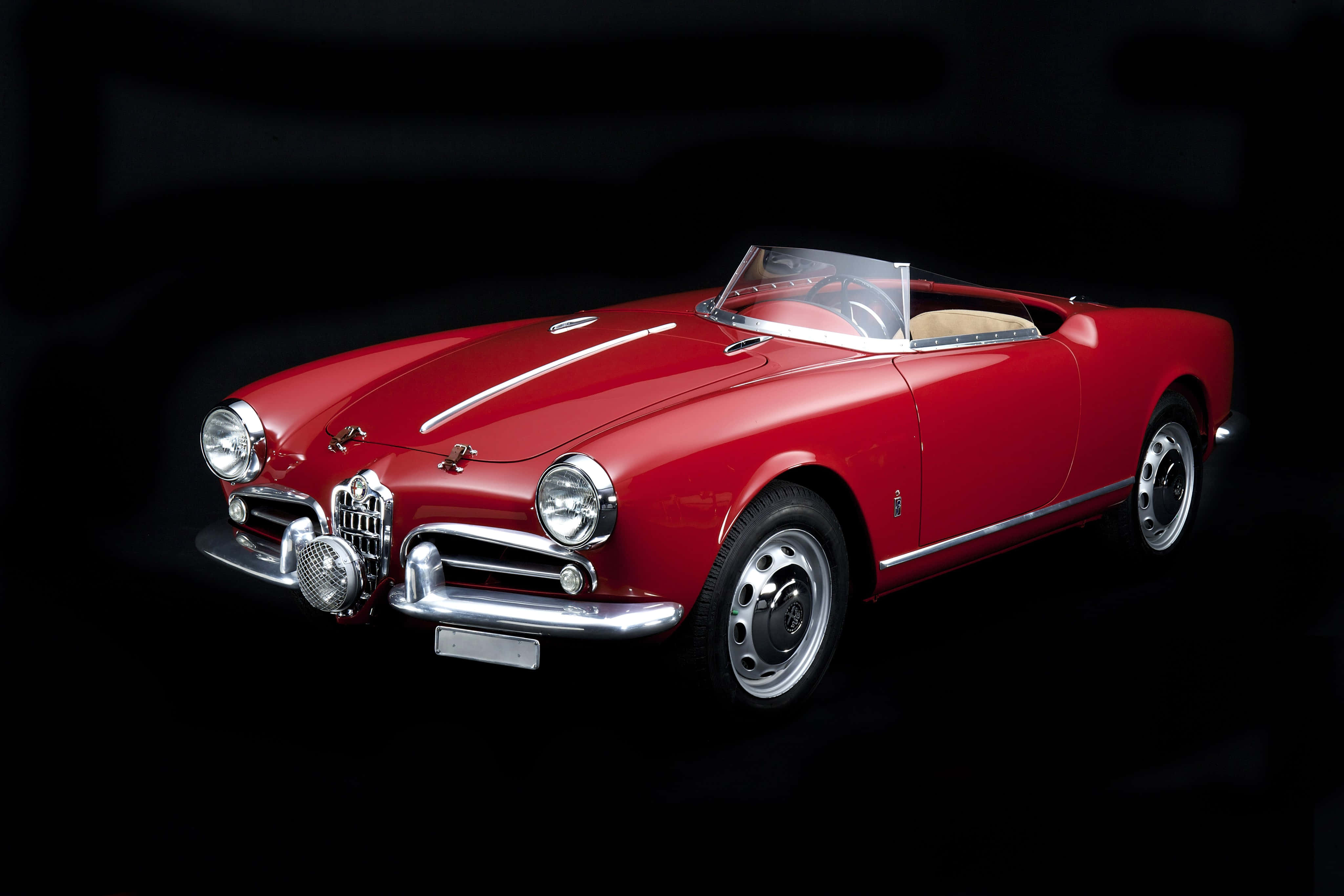Alfa Romeo Spider, glossy red, vintage, 4K Desktop Wallpaper