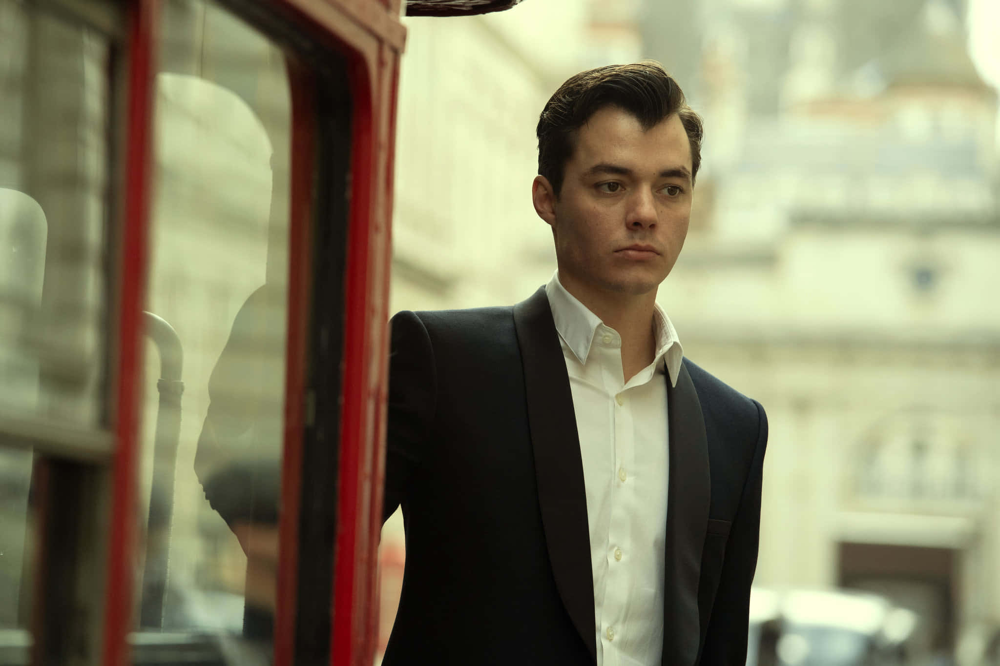 Alfred Pennyworth, black suit, red telephone booth, Full HD Desktop Wallpaper