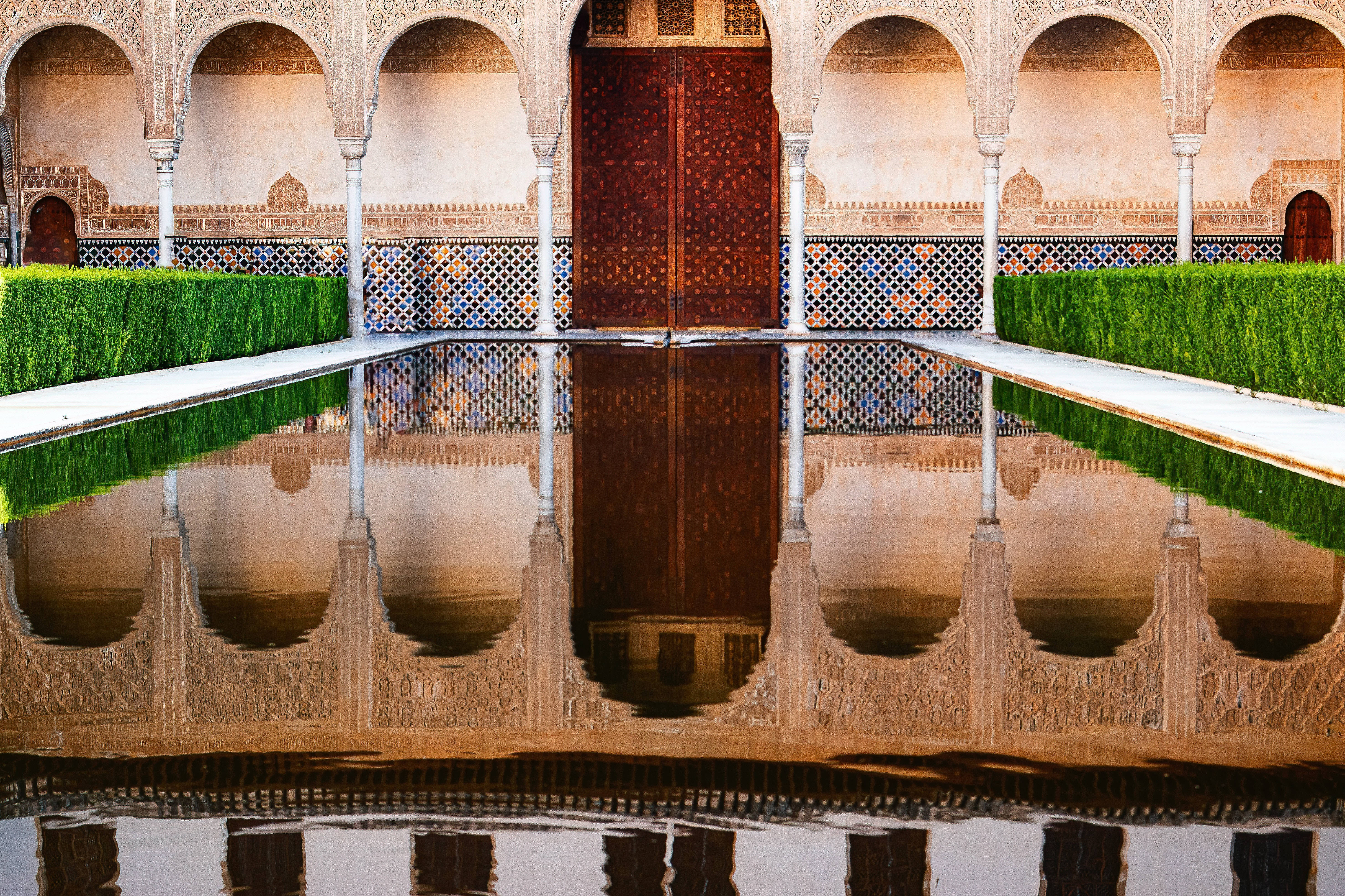 Alhambra, pool, arches, 5K Desktop Wallpaper