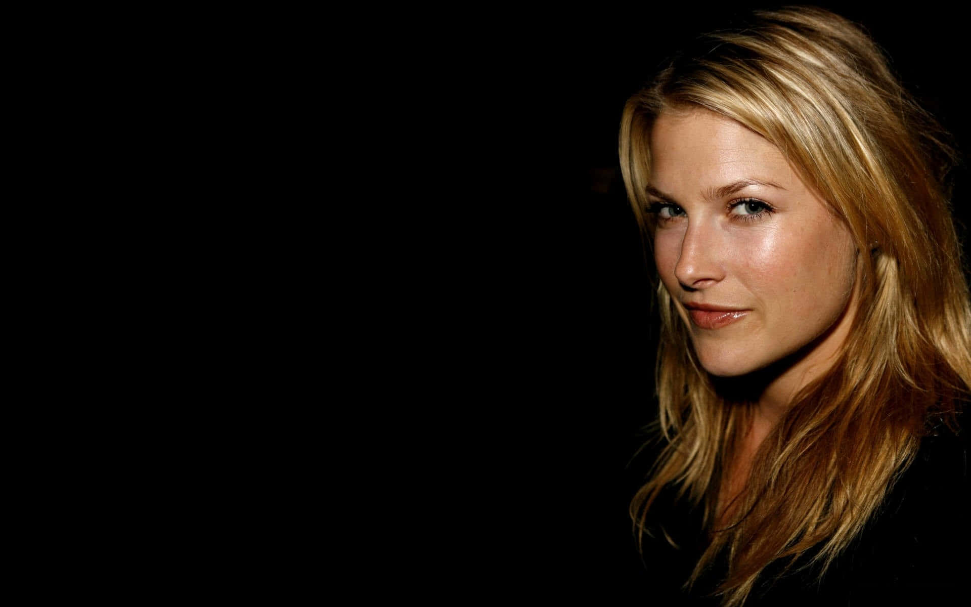 Ali Larter, blonde, soft lighting, Full HD Desktop Wallpaper