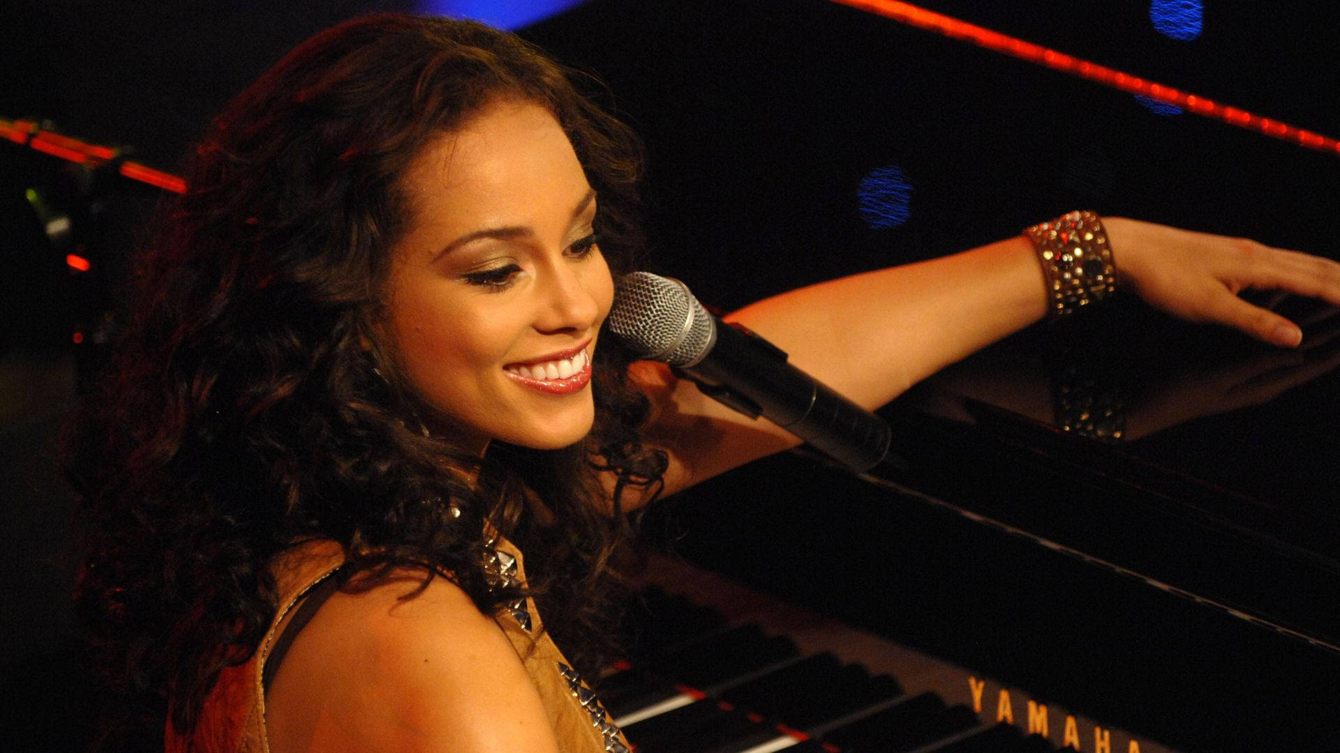 Alicia Keys, black Yamaha piano, stage lights, Full HD Desktop Wallpaper