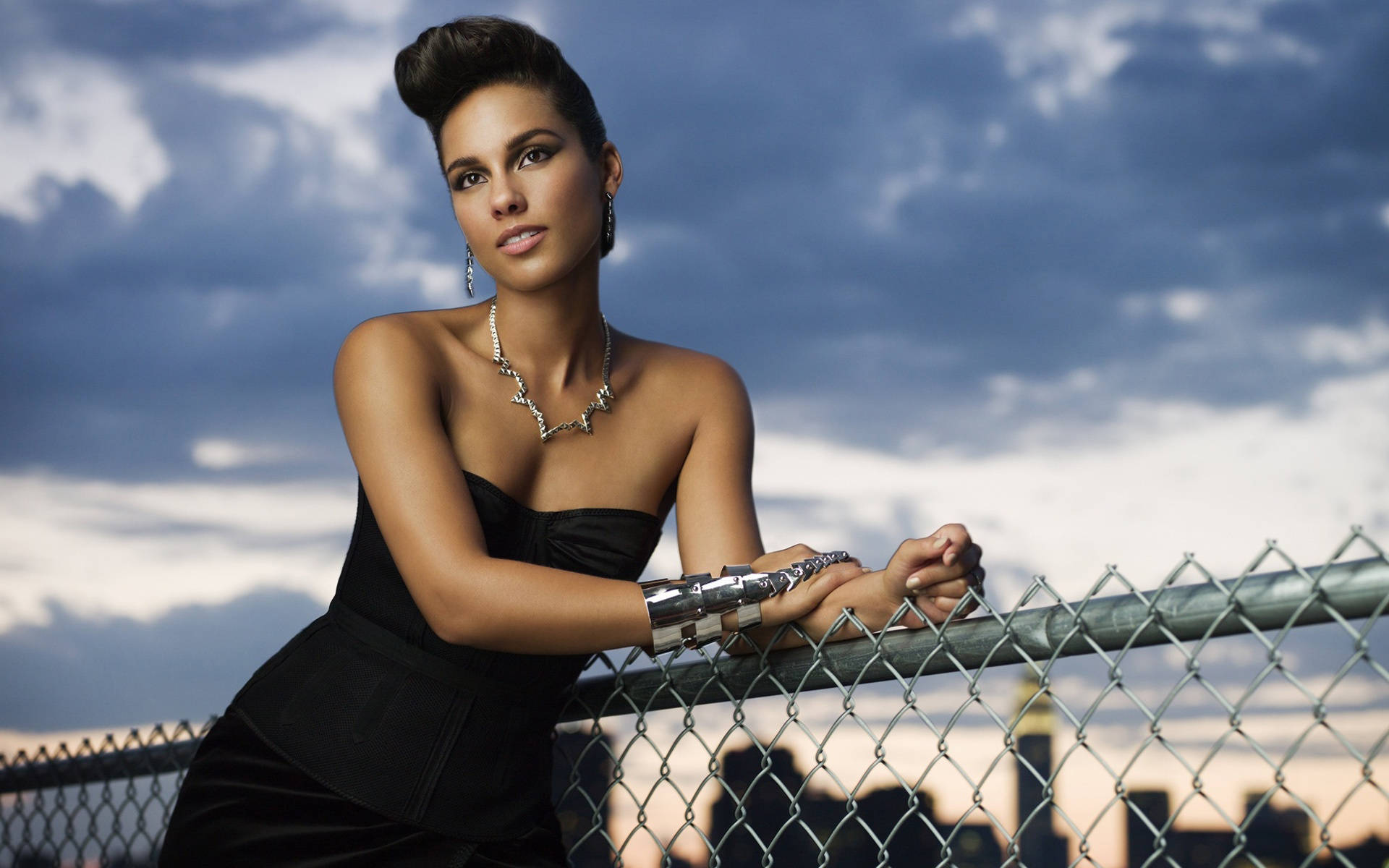 Alicia Keys, black dress, chain-link fence, Full HD Desktop Wallpaper