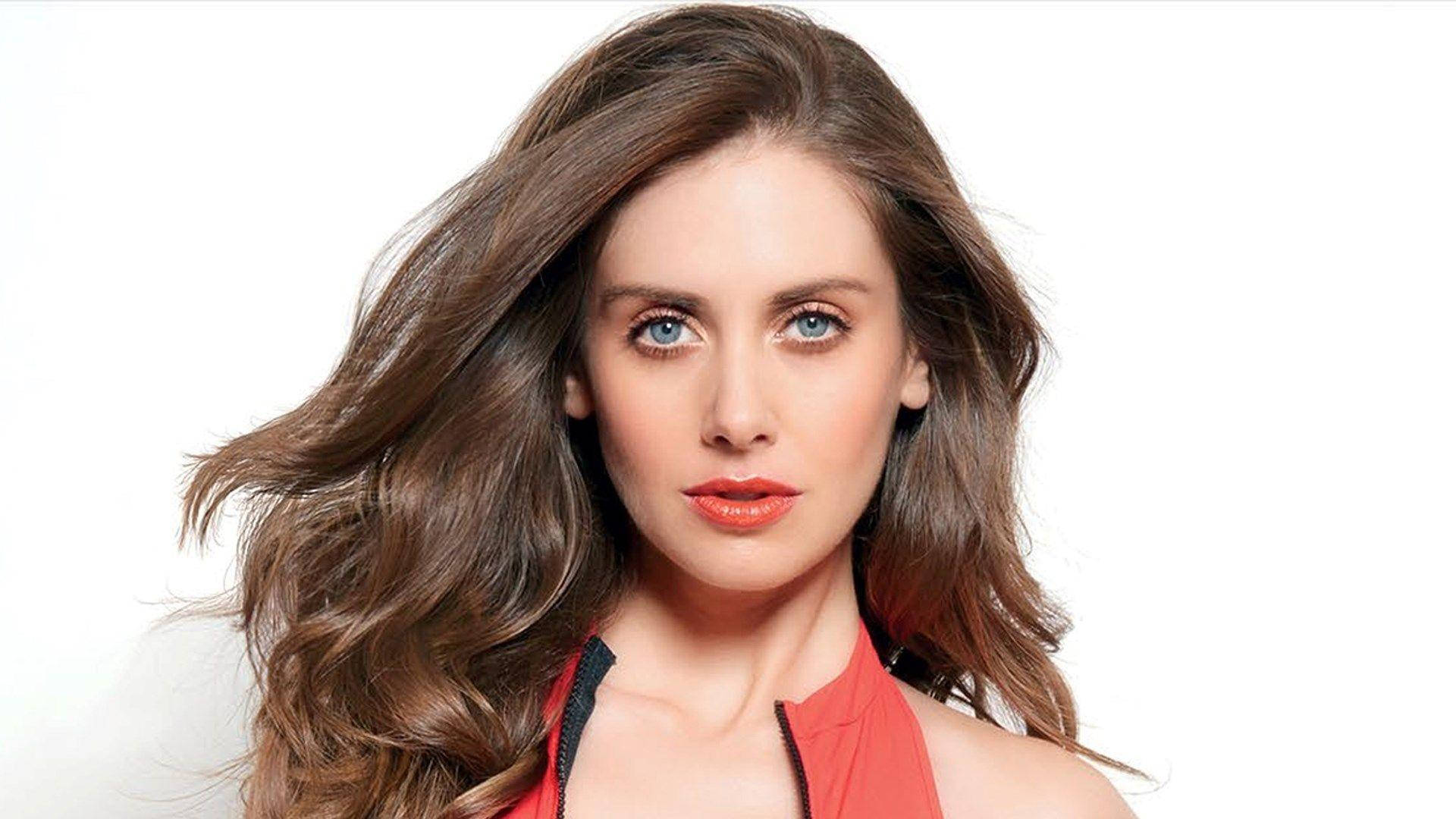 Alison Brie, American actress, long wavy brown hair, Full HD Desktop Wallpaper