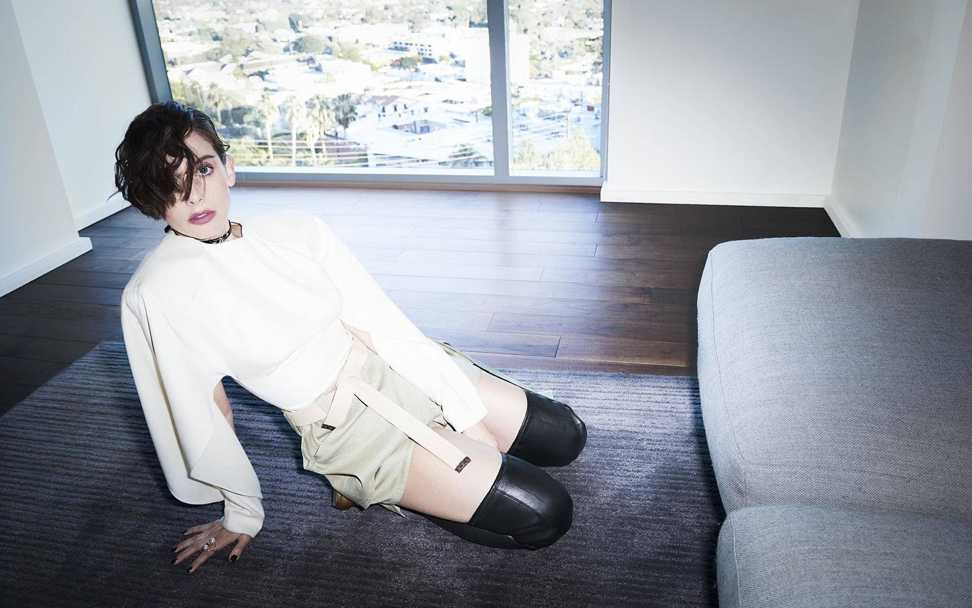 Alison Brie, white blouse, black boots, Full HD Desktop Wallpaper
