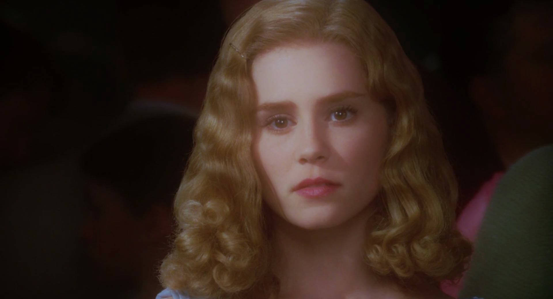 Alison Lohman, golden curls, serious expression, Full HD Desktop Wallpaper