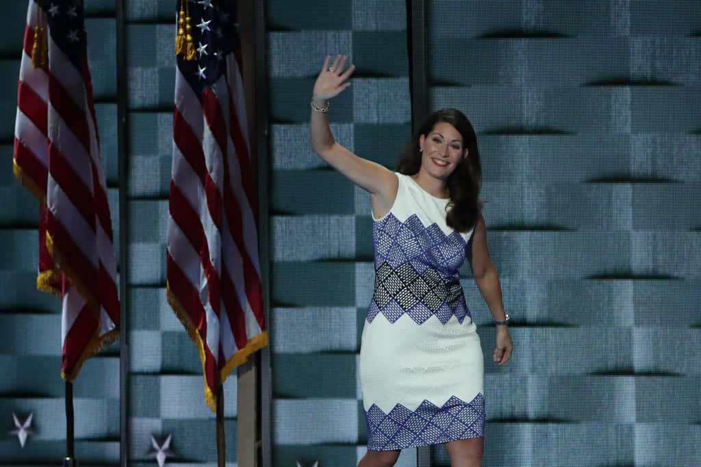 Alison Lundergan Grimes, white and blue patterned dress, stage, SD Desktop Wallpaper