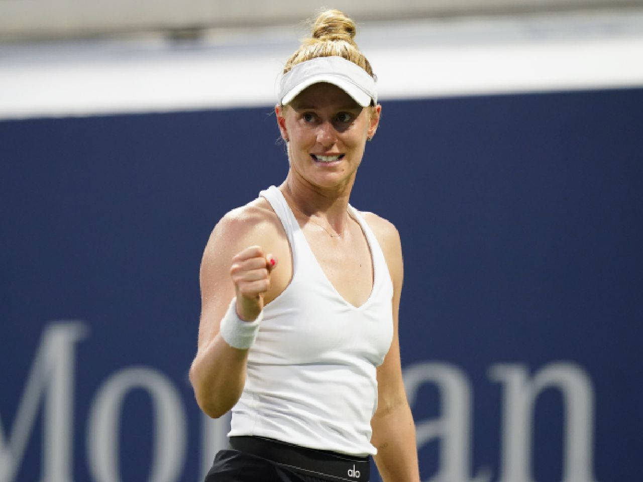 Alison Riske-Amritraj, white tank top, blue court, HD Desktop Wallpaper