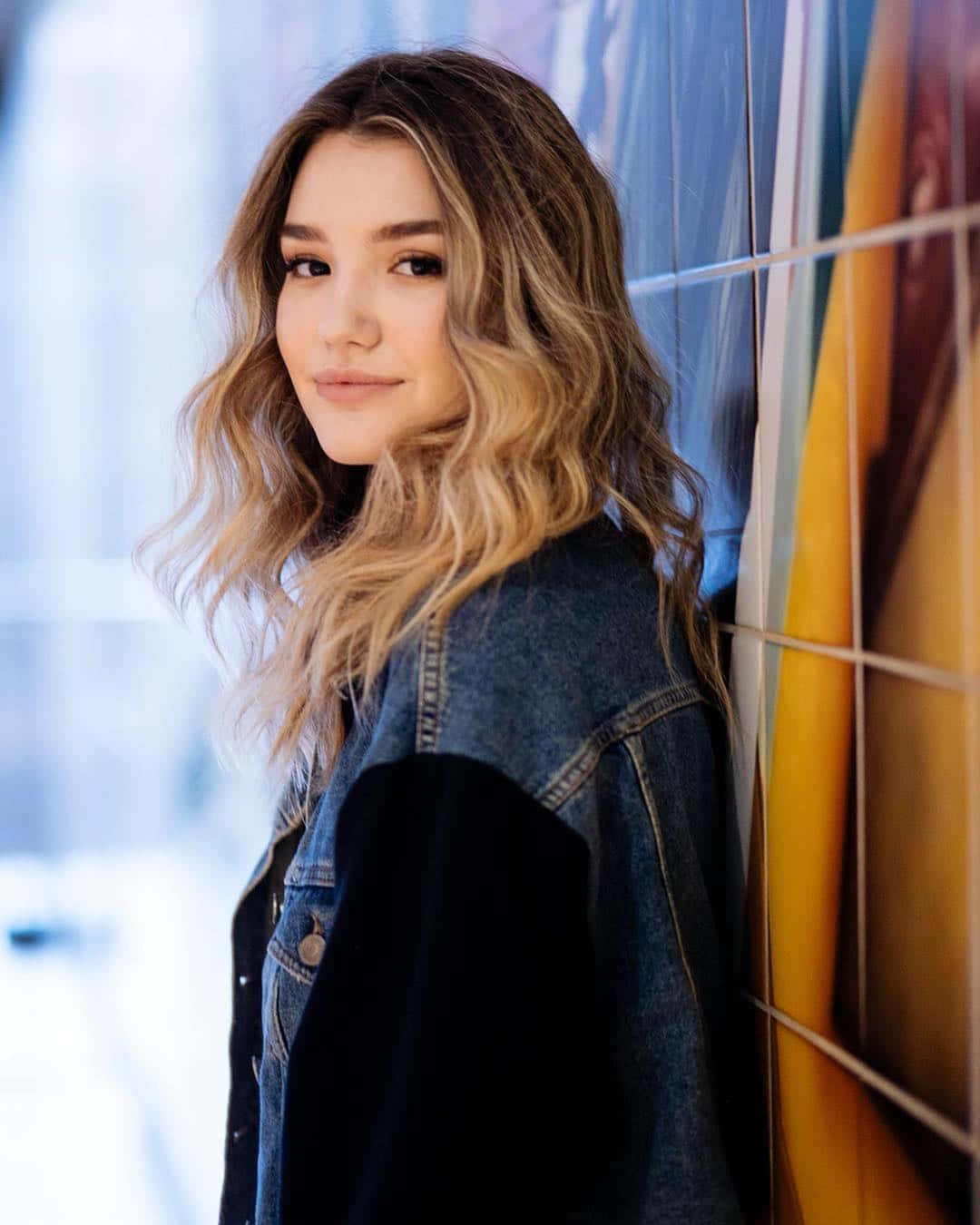 Alissa Skovbye, denim jacket, wavy blonde hair, HD Phone Wallpaper