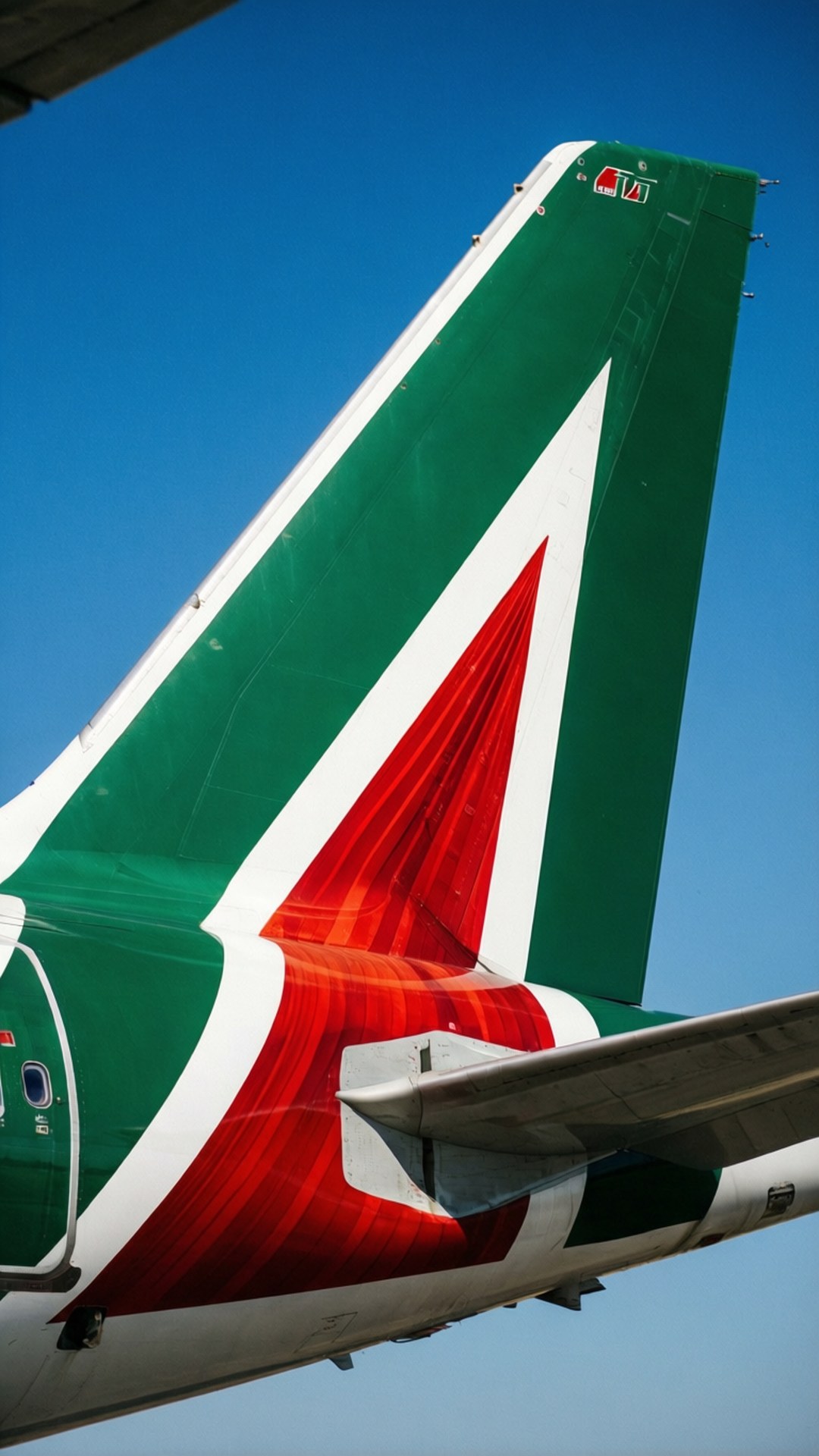 Alitalia, tail fin, green red and white livery, Full HD Phone Wallpaper