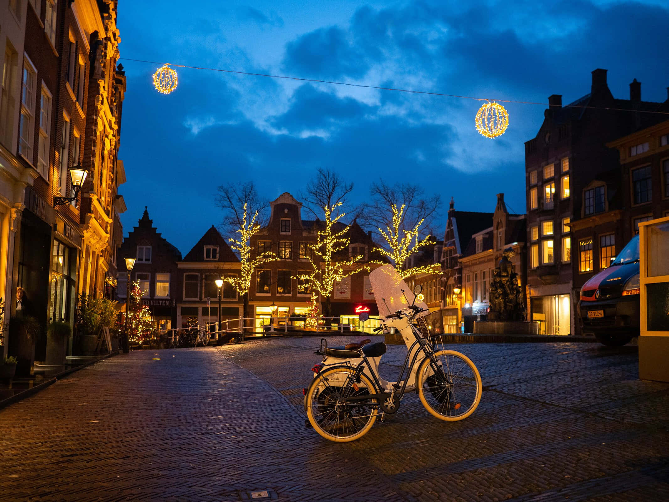 Alkmaar, holiday lights, bicycle, Full HD Desktop Wallpaper
