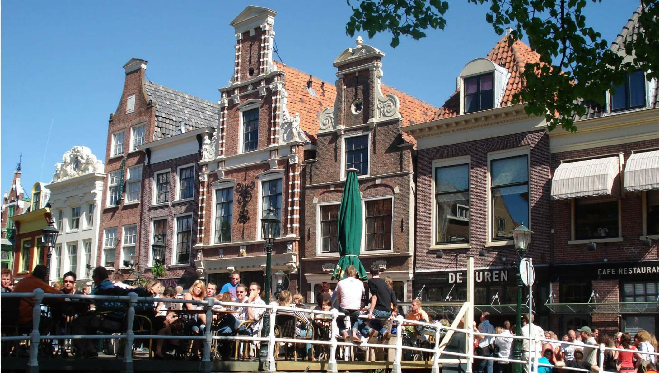 Alkmaar, canal side, cafe, Full HD Desktop Wallpaper