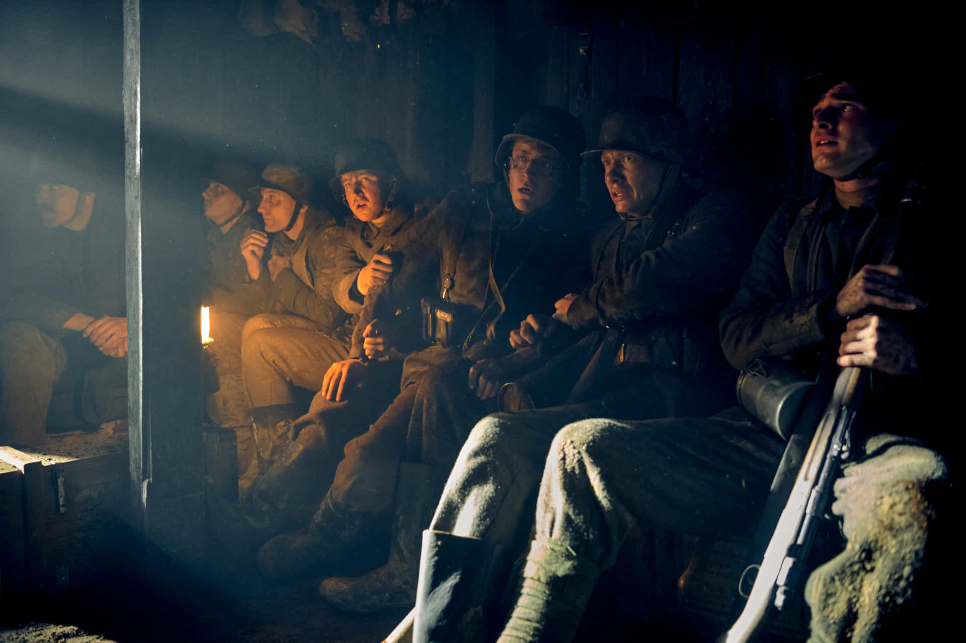 All Quiet On The Western Front, muddy uniforms, dim bunker, Full HD Desktop Wallpaper