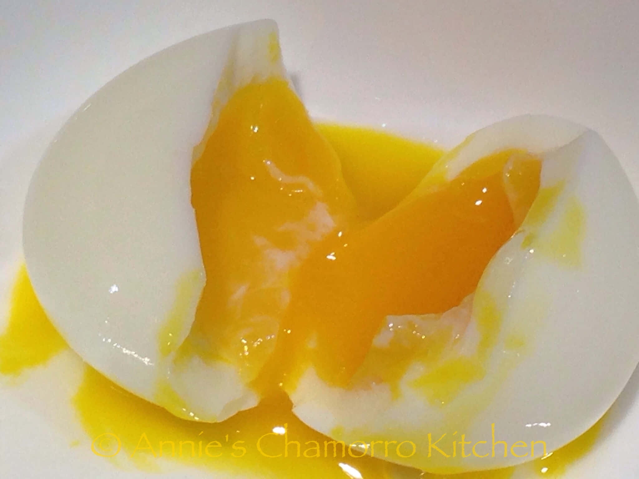 egg white, soft-boiled egg, golden yolk, Full HD Desktop Wallpaper