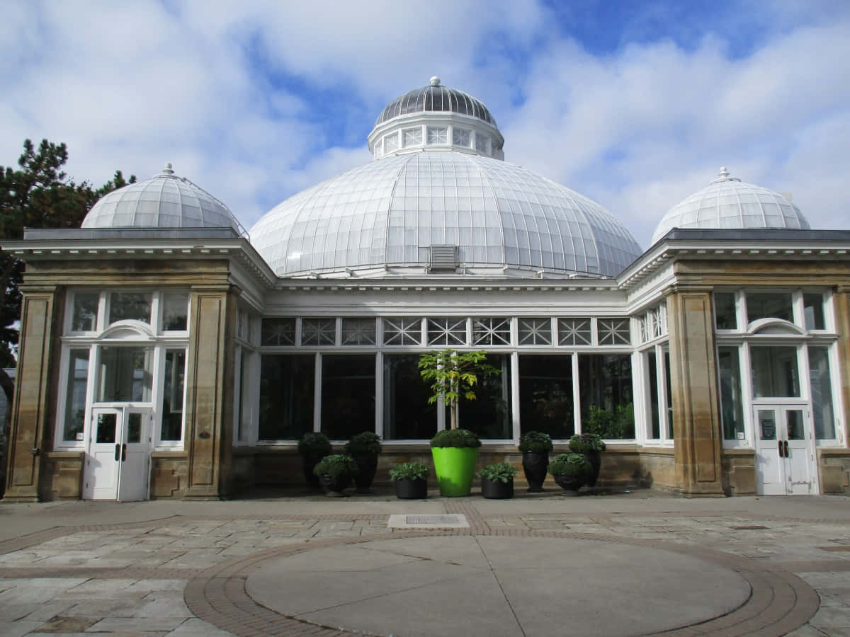 Allan Gardens Conservatory, glass-domed, stone pillars, SD Desktop Wallpaper