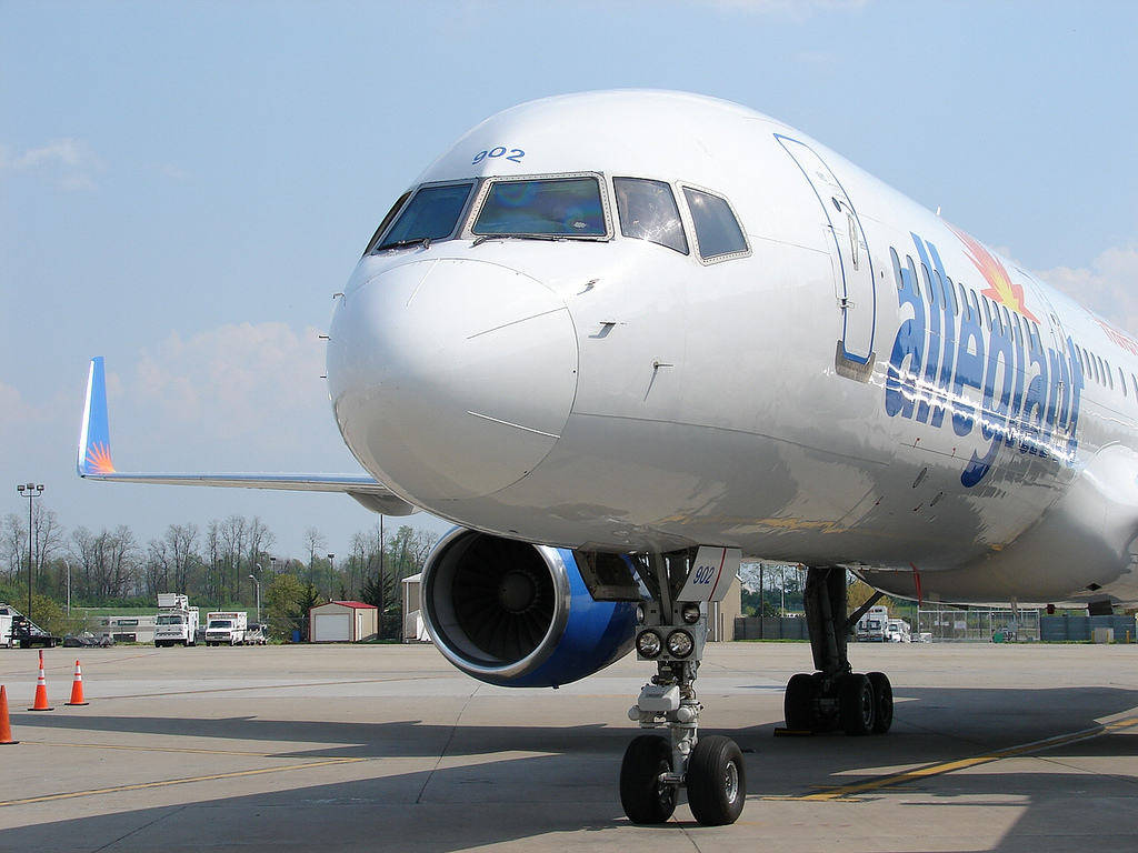 Allegiant Air, passenger jet, sunny airport tarmac, SD Desktop Wallpaper