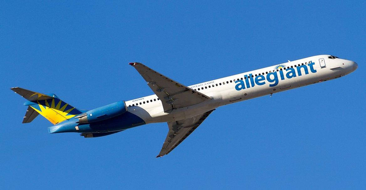 Allegiant Air, blue sky, yellow and blue tail design, SD Desktop Wallpaper