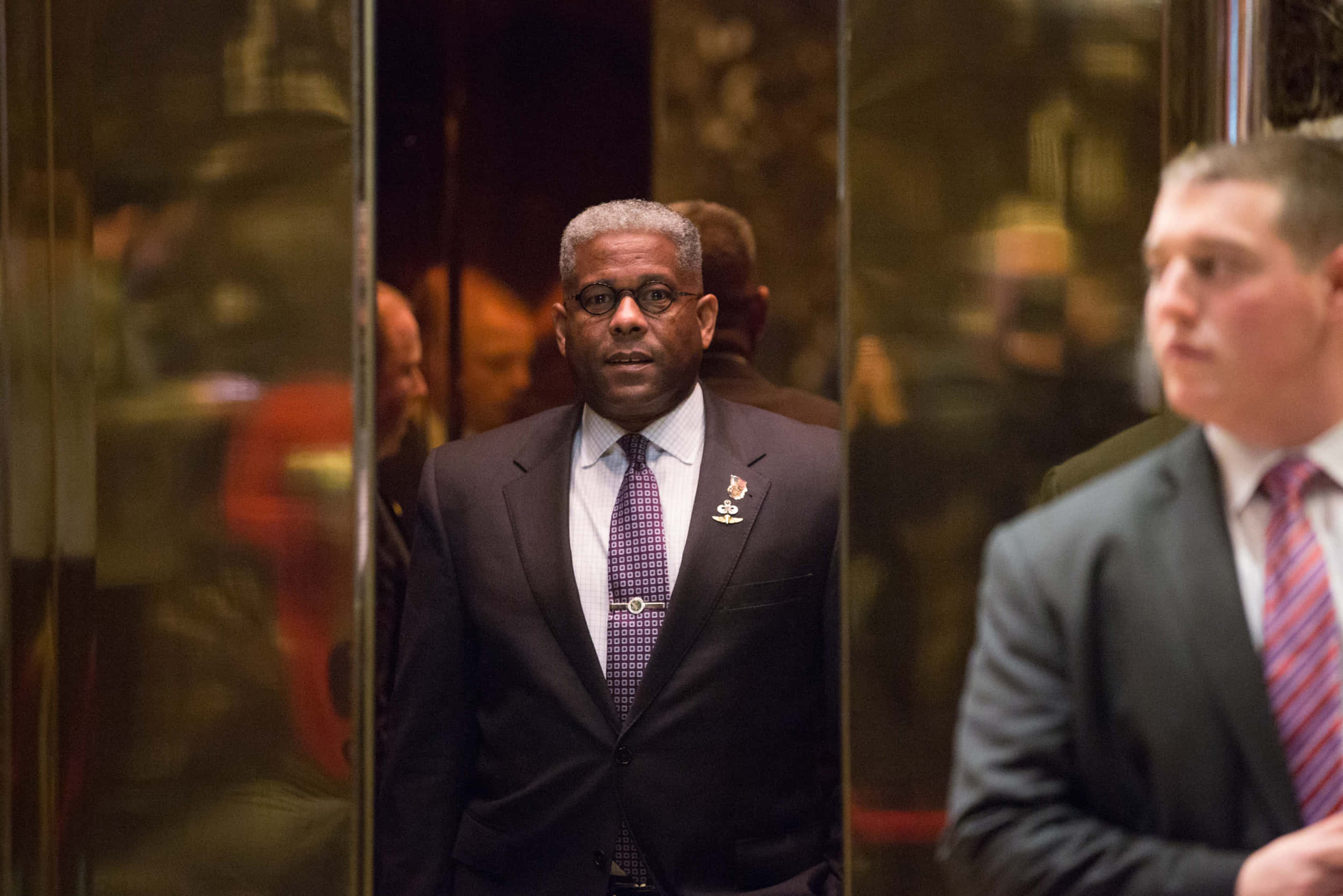 Allen West, elevator, reflective glass walls, Full HD Desktop Wallpaper