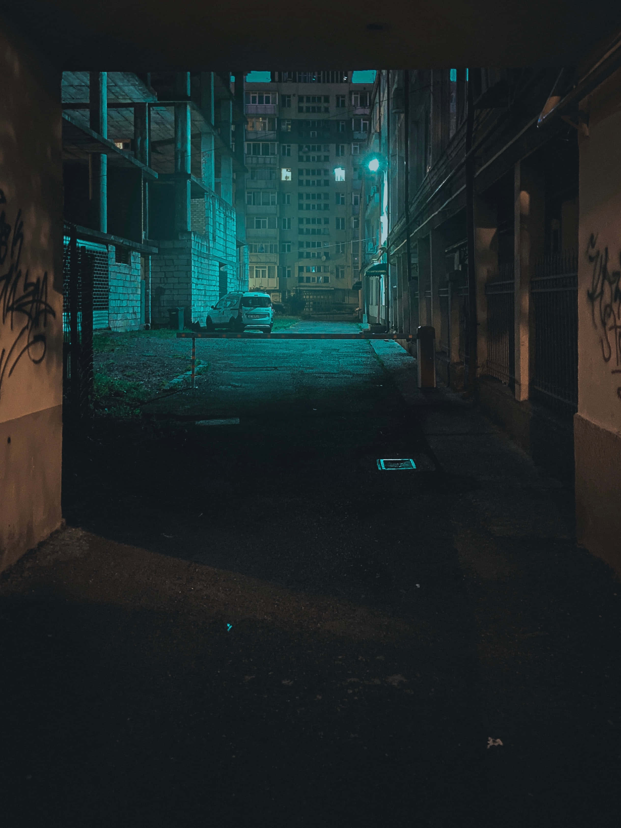 alleyway, night, teal light, 2K Phone Wallpaper