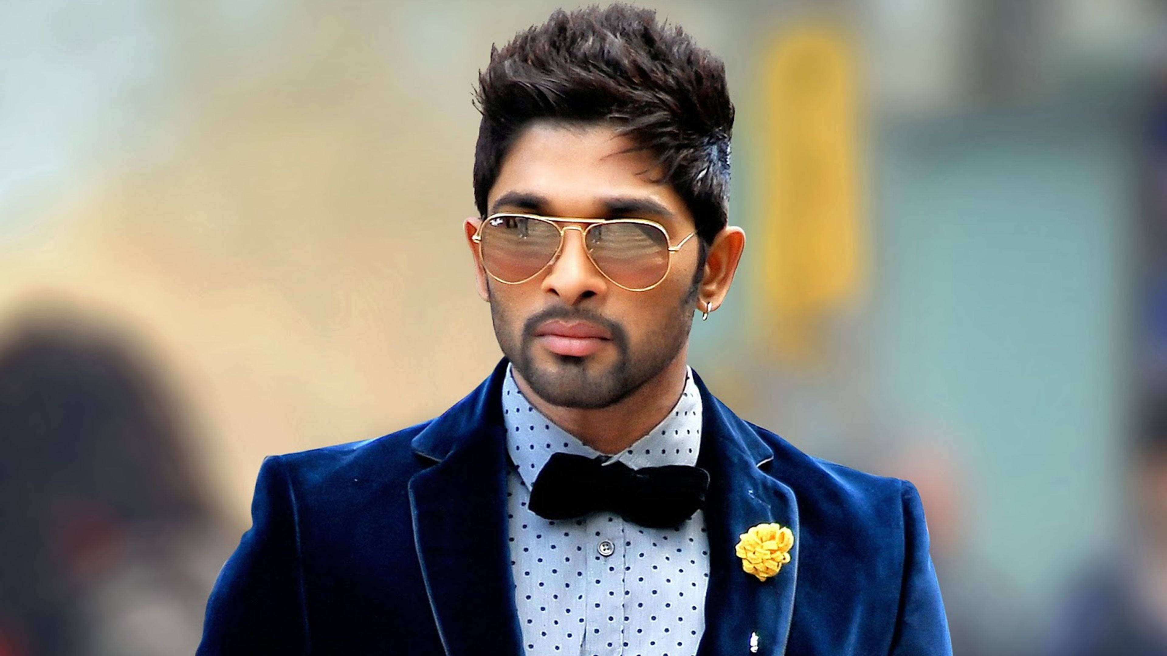 Allu Arjun, blue tuxedo, navy velvet blazer, 4K Desktop Wallpaper