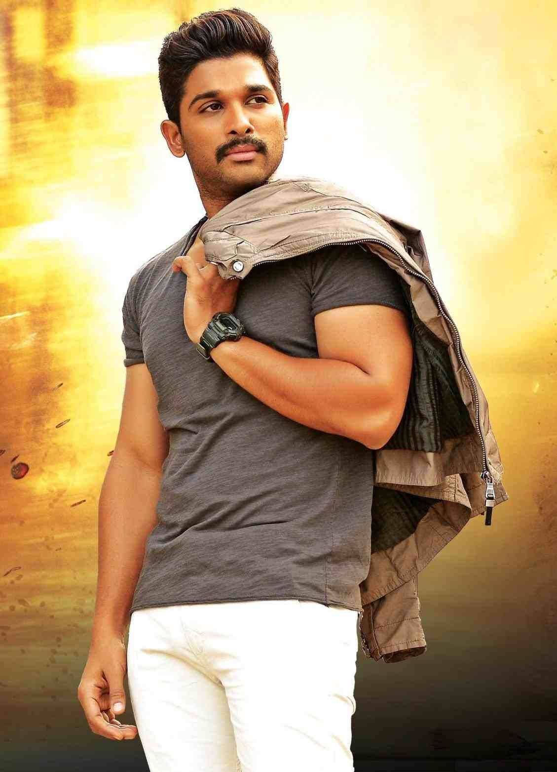 Allu Arjun, jacket on shoulder, gray t-shirt, HD Phone Wallpaper
