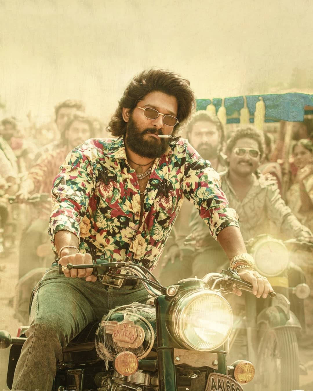 Allu Arjun, vintage motorcycle, dusty crowd, HD Phone Wallpaper