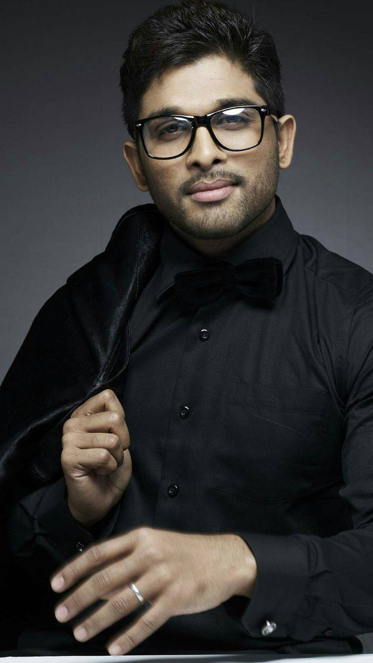 Allu Arjun, black suit, glasses, HD Phone Wallpaper
