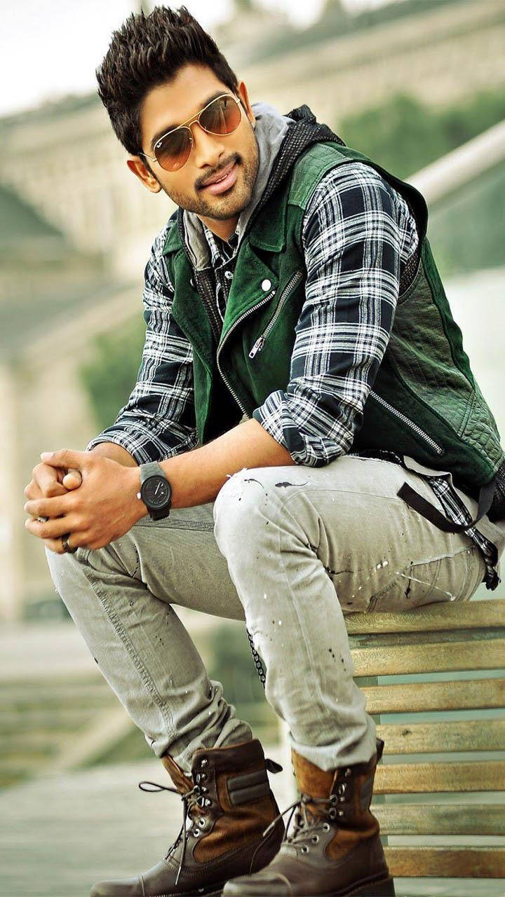 Allu Arjun, plaid shirt, green vest, HD Phone Wallpaper