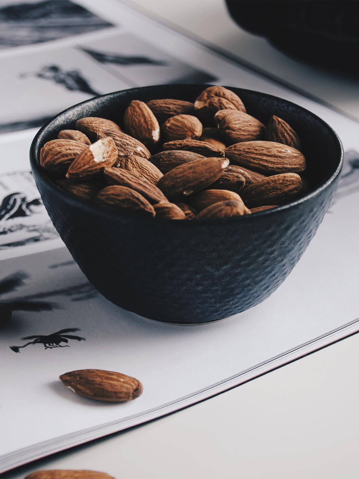 bowl of almonds, textured black bowl, almonds, HD Phone Wallpaper