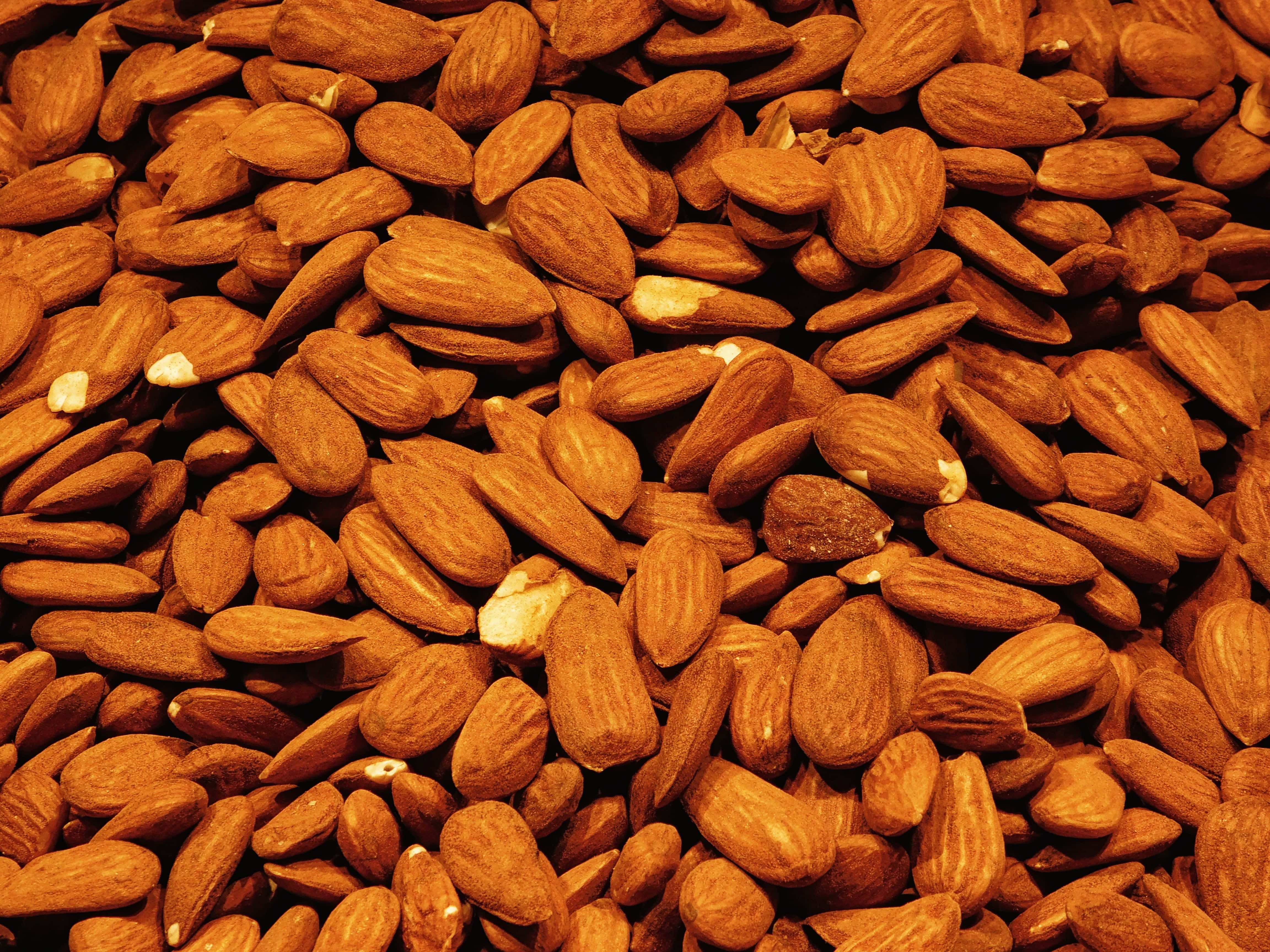 almonds, roasted almonds, warm brown tones, 4K Desktop Wallpaper