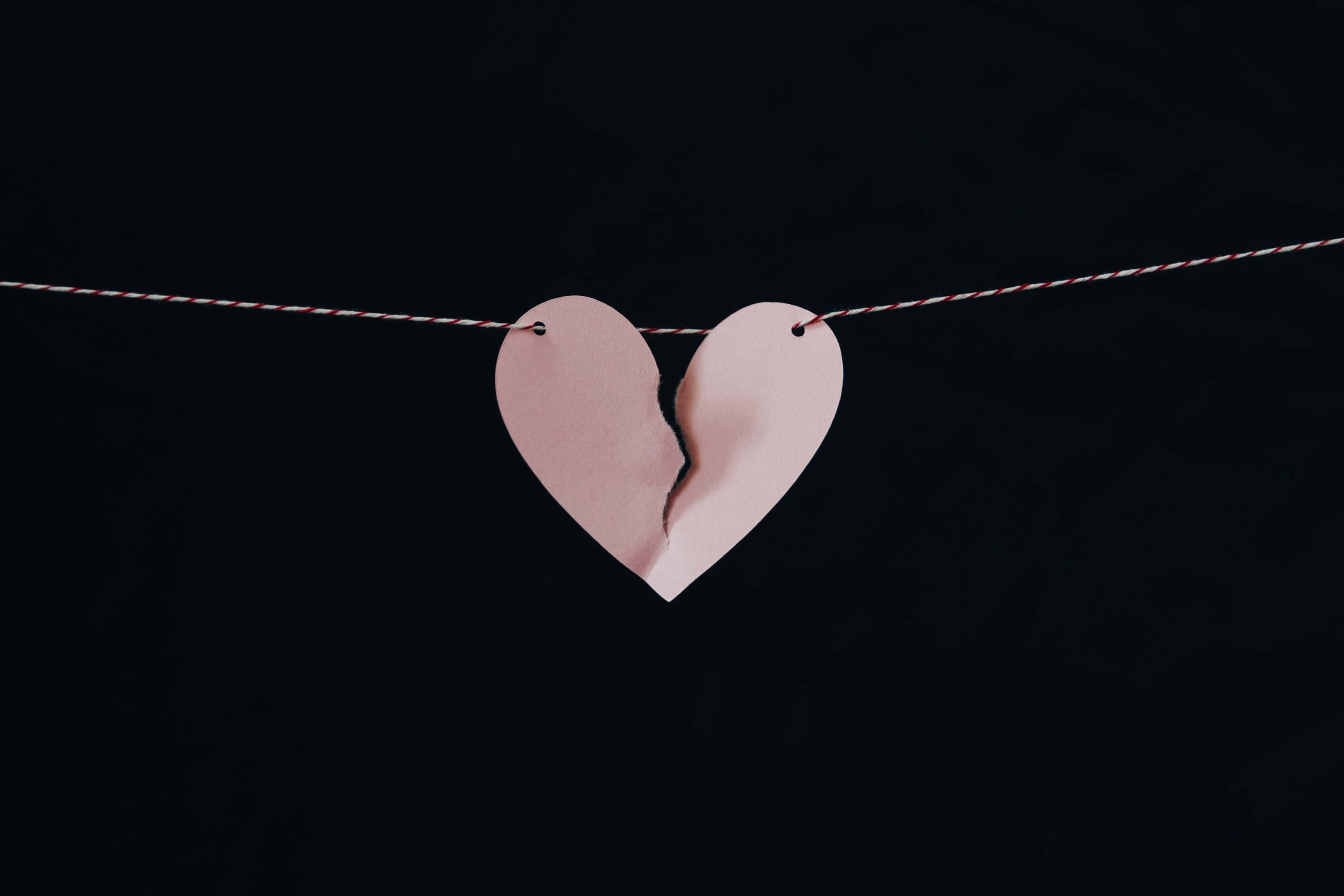 broken heart, pink paper heart, red and white string, 2K Desktop Wallpaper