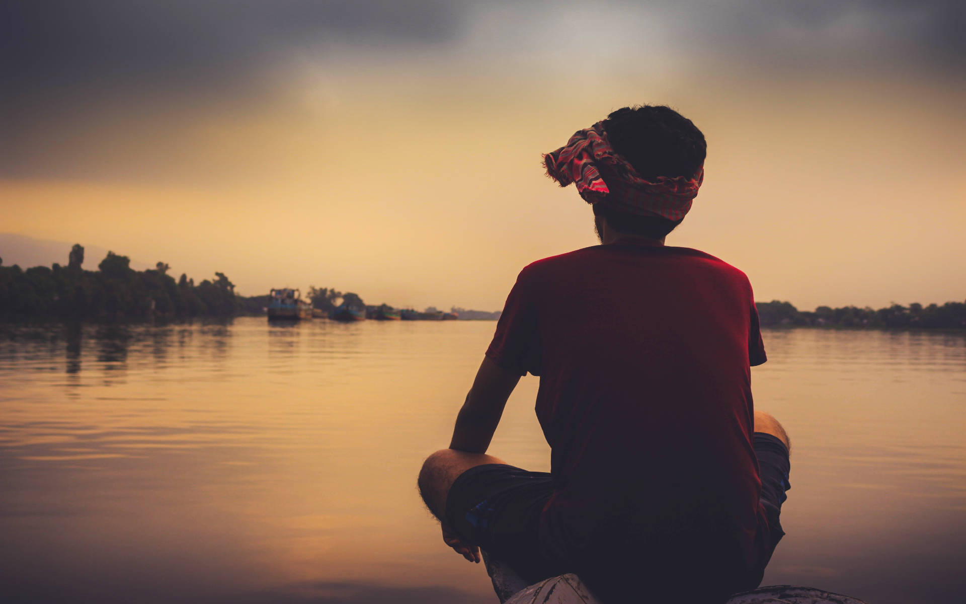 red headscarf, boat, sunset, Full HD Desktop Wallpaper