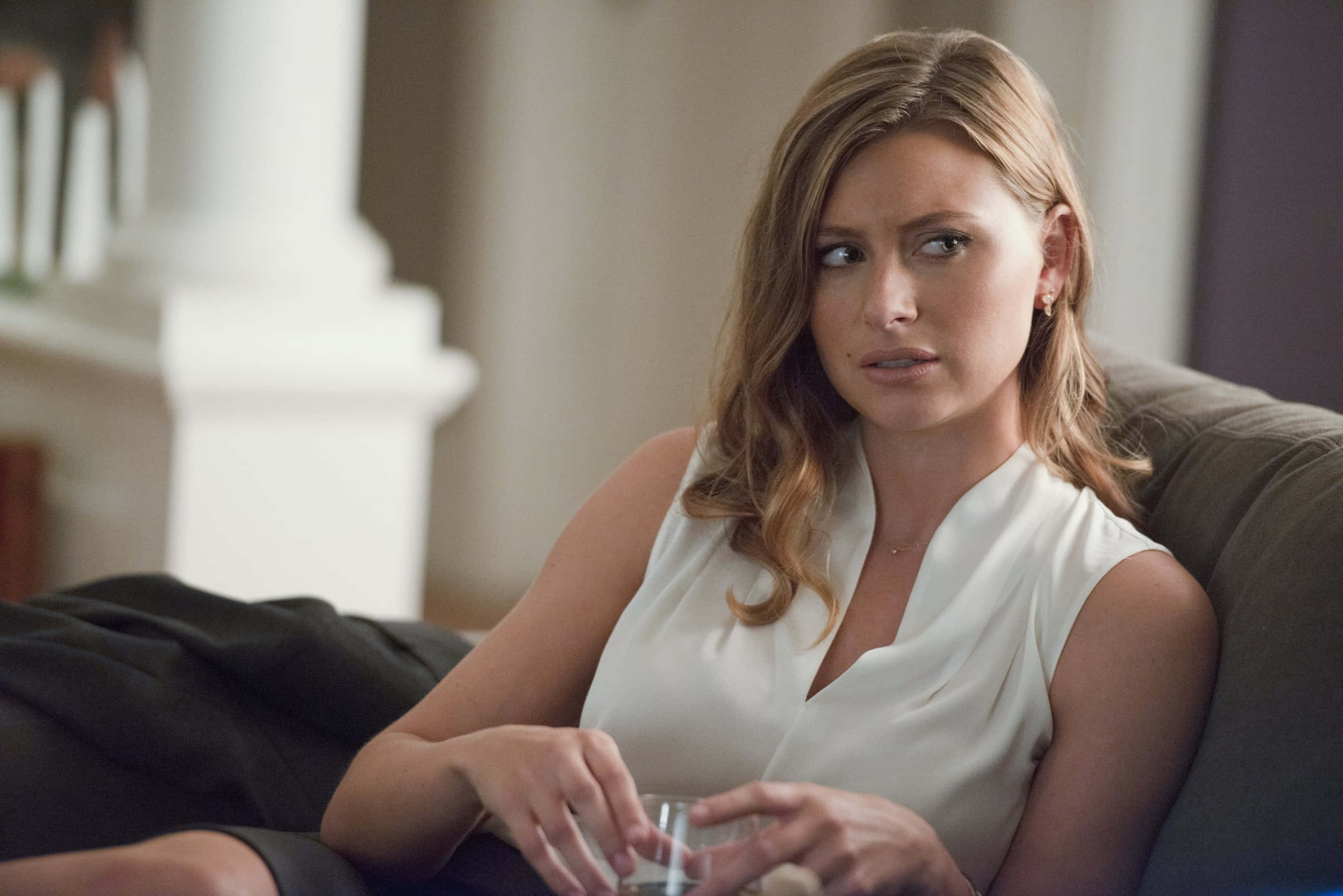 Aly Michalka, white blouse, couch, 2K Desktop Wallpaper