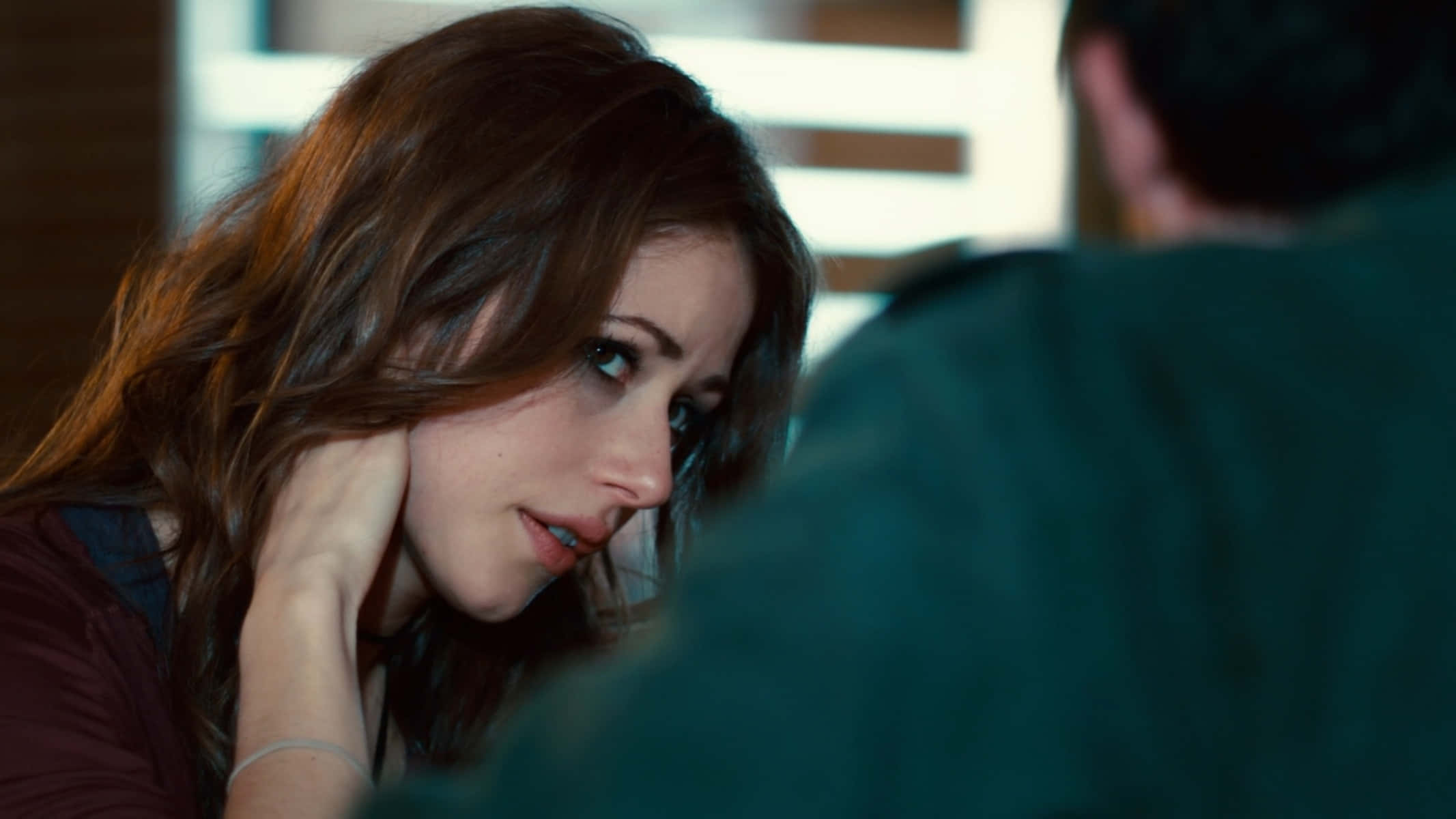 Amanda Crew, brown hair, dimly lit room, Full HD Desktop Wallpaper