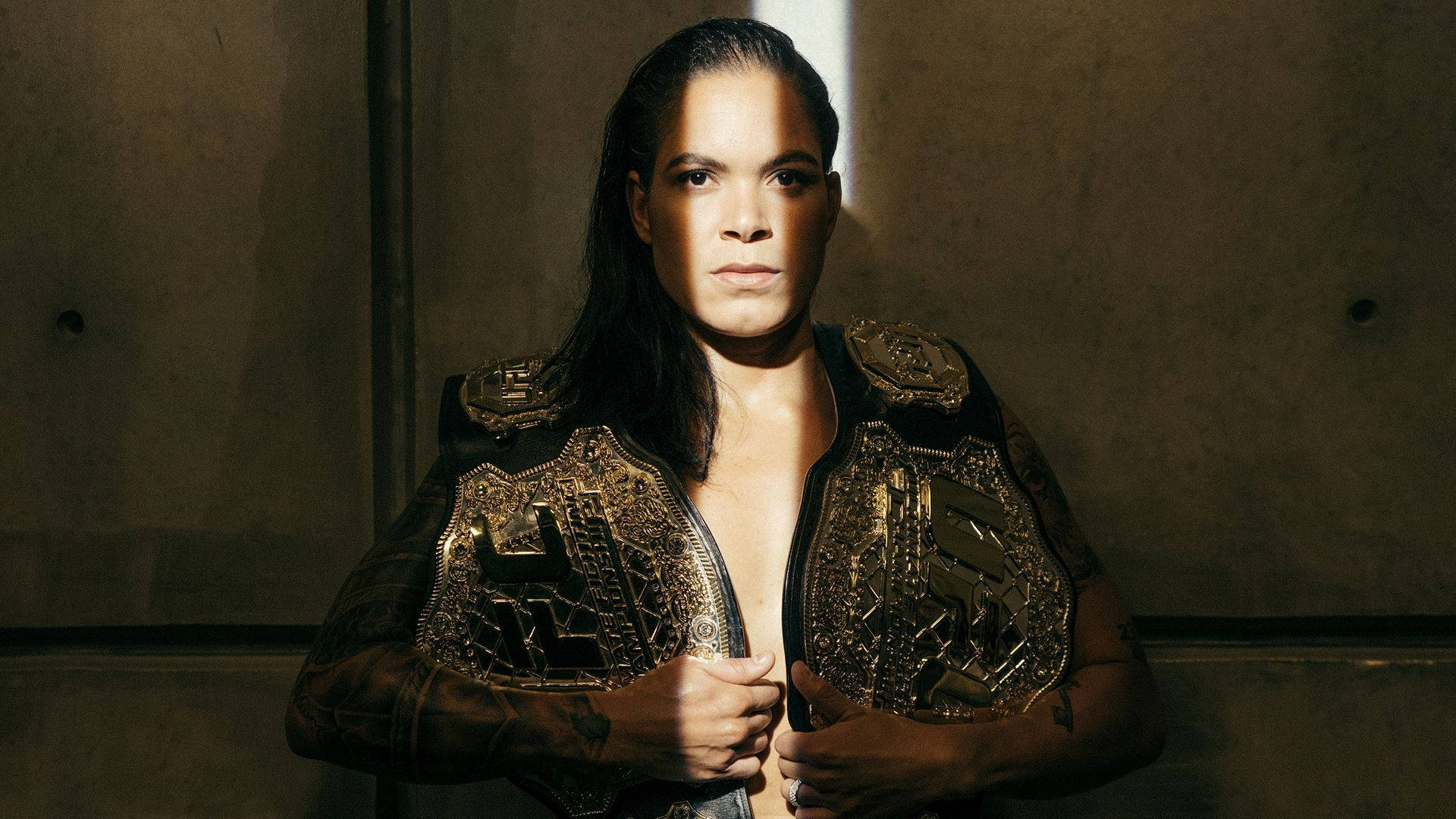 Amanda Nunes, gold UFC championship belt, textured concrete wall, Full HD Desktop Wallpaper