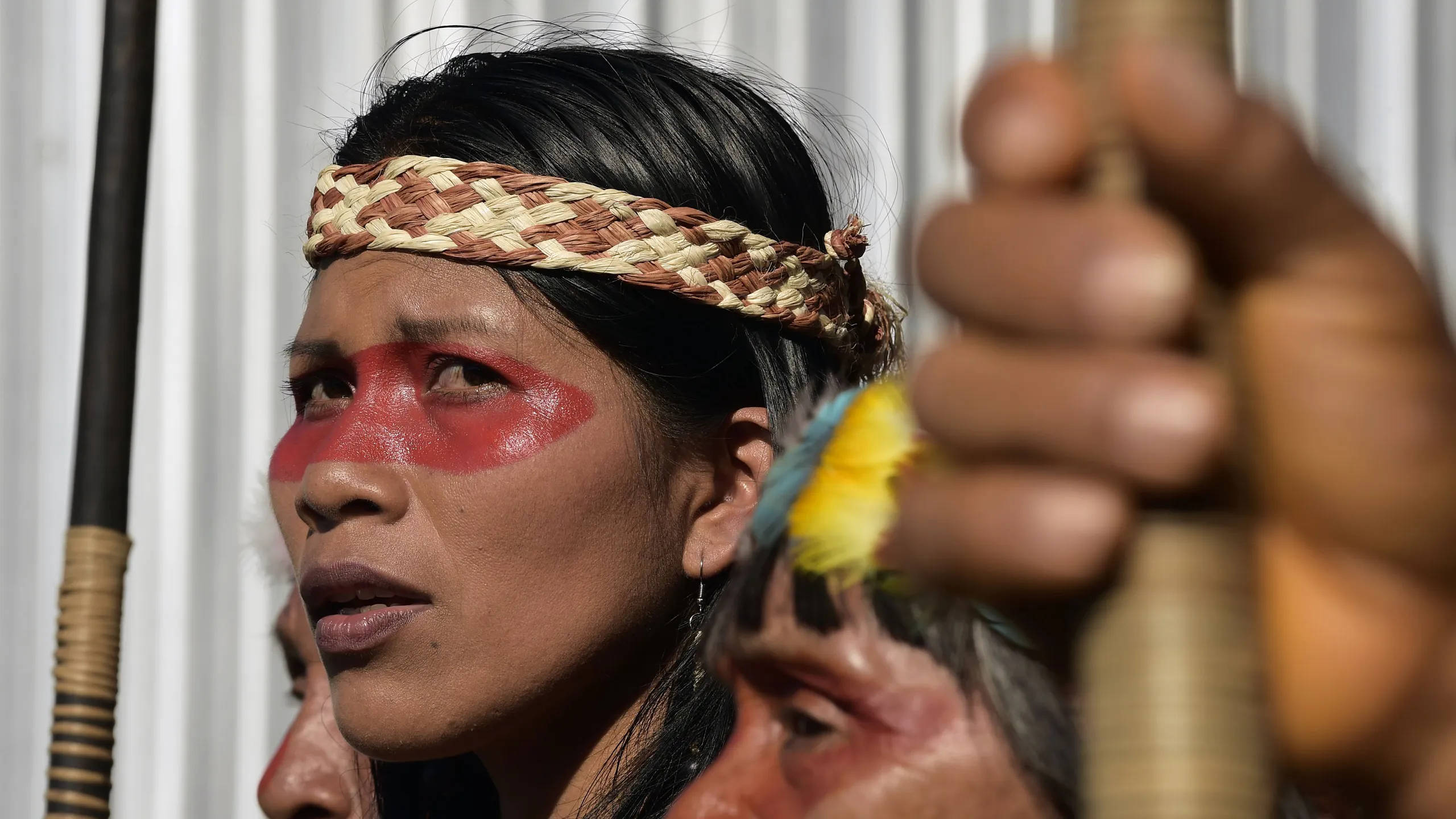 female indigent of amazonas, indigenous woman, red face paint, 2K Desktop Wallpaper