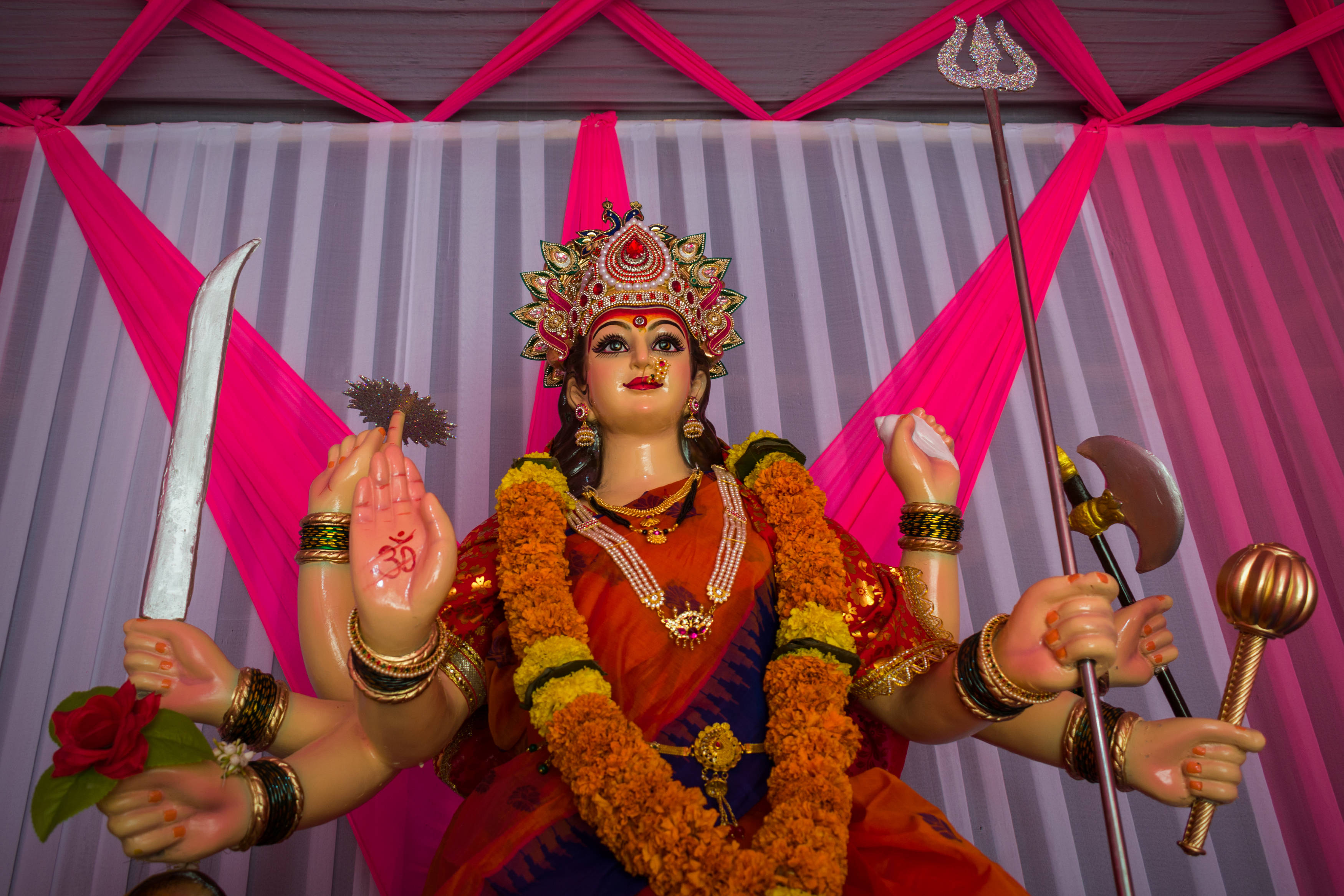 Ambe Maa, red sari, multi-armed goddess, 2K Desktop Wallpaper