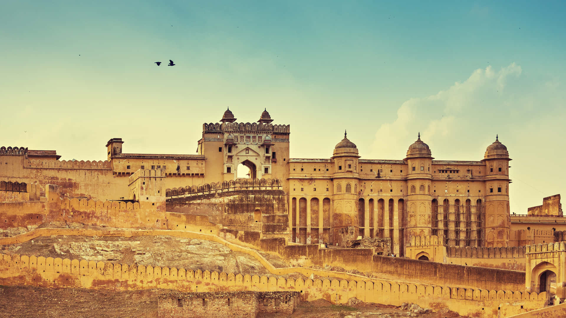 Amer Fort, domed towers, arched gateways, Full HD Desktop Wallpaper