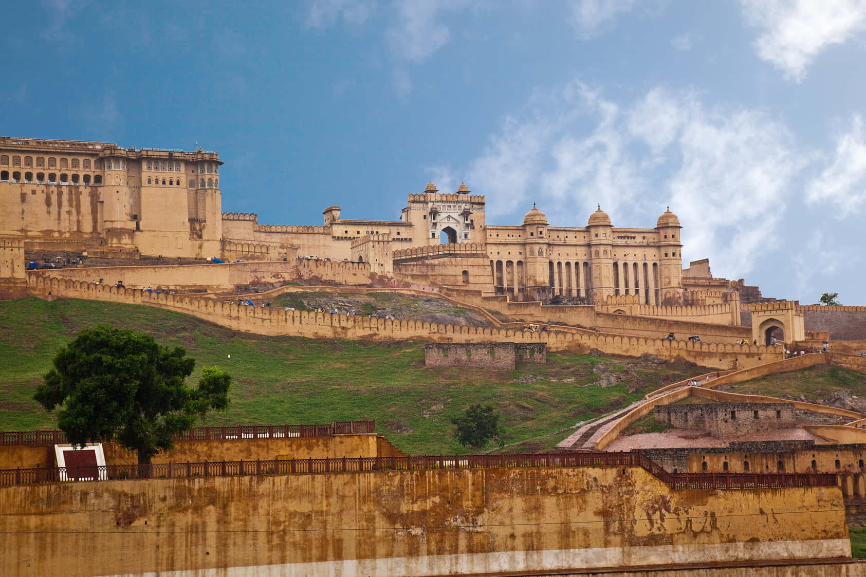 Amer Fort, beige, green hill, HD Desktop Wallpaper