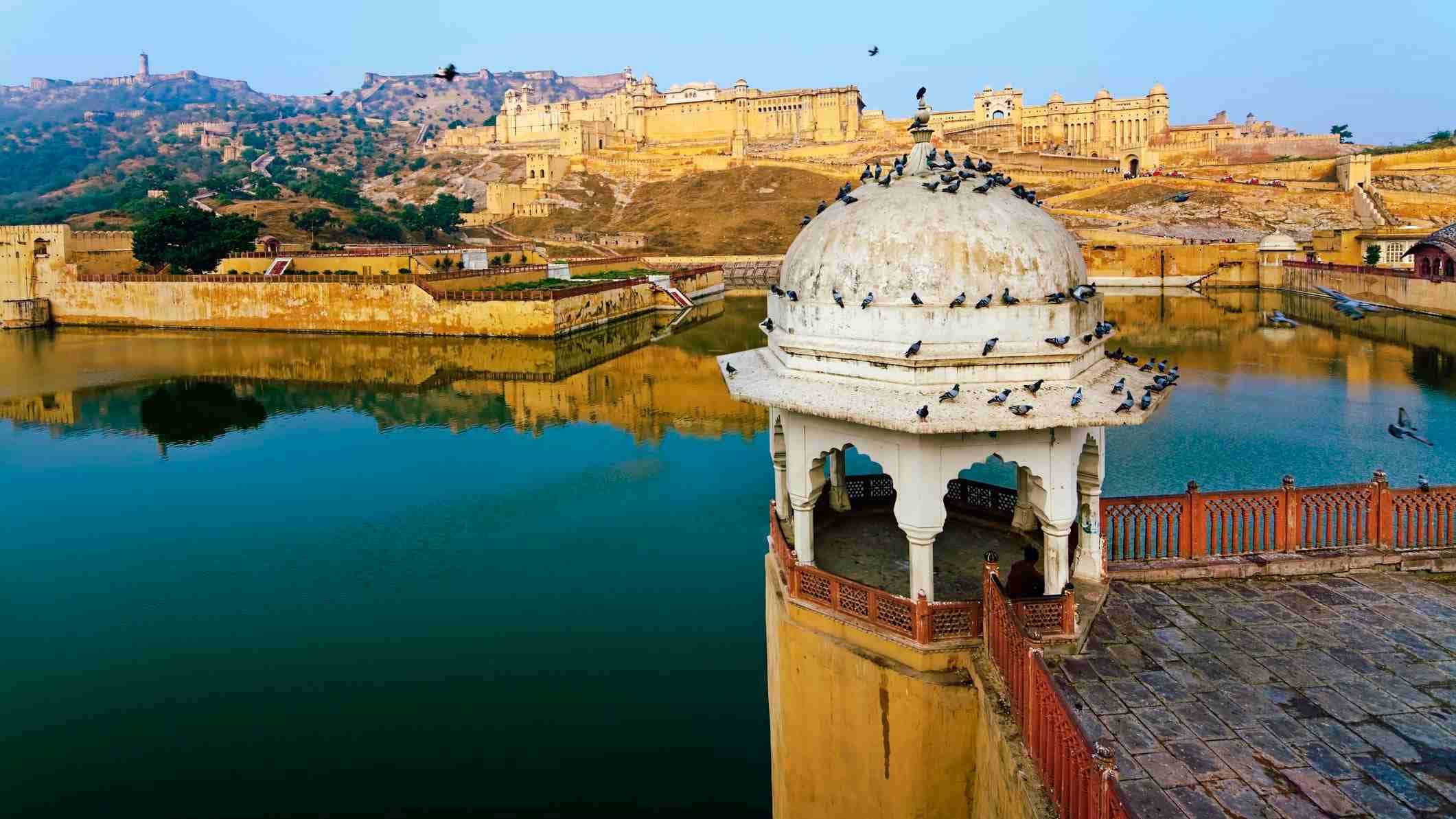 Amer Fort, calm turquoise waters, domed pavilion, Full HD Desktop Wallpaper