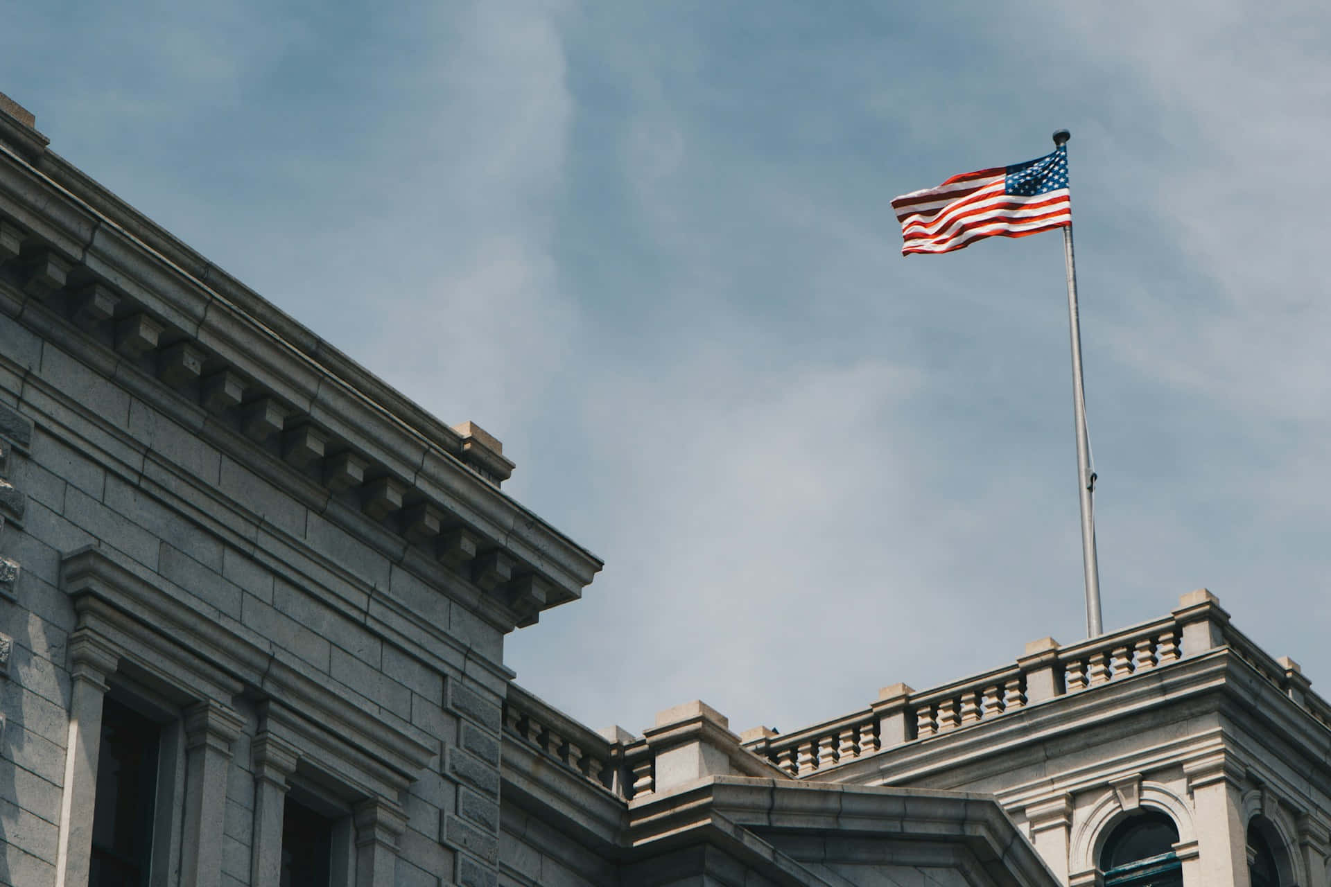 American Flag, grand stone government building, soft blue sky, Full HD Desktop Wallpaper