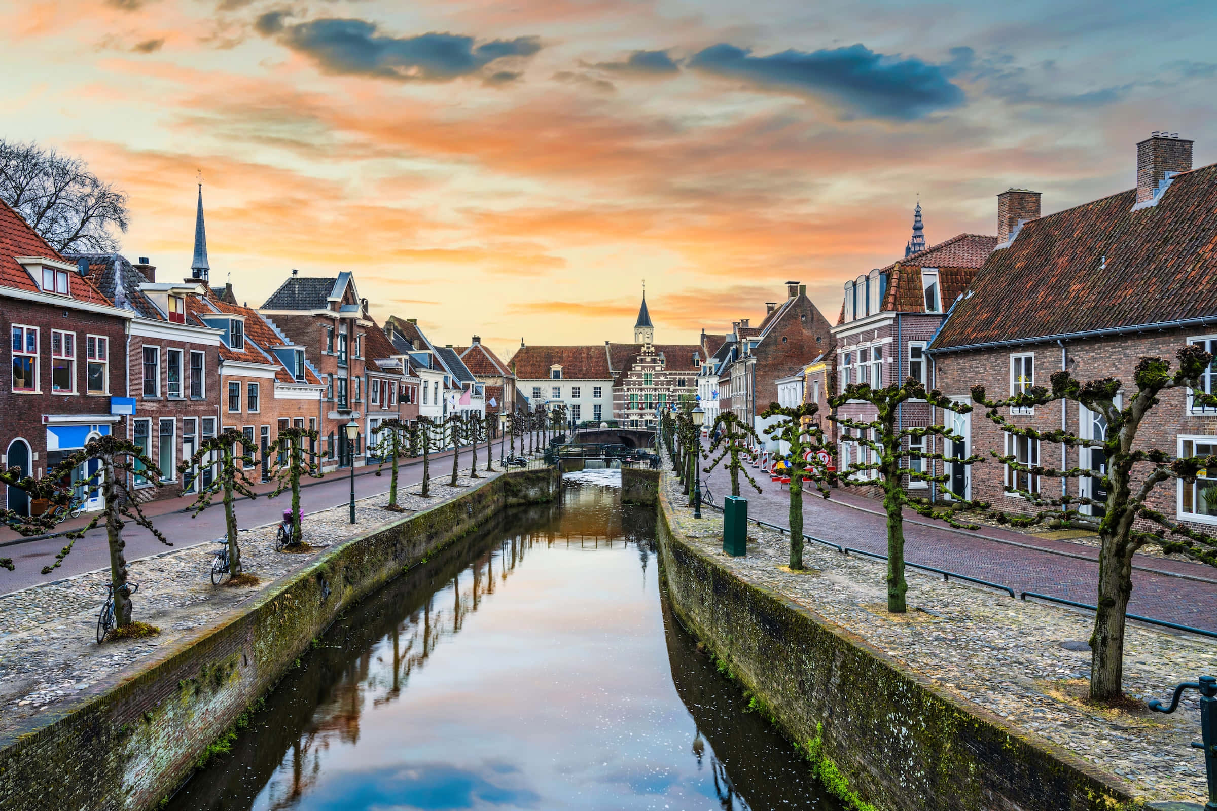 Amersfoort, historic city canal, sunset, Full HD Desktop Wallpaper