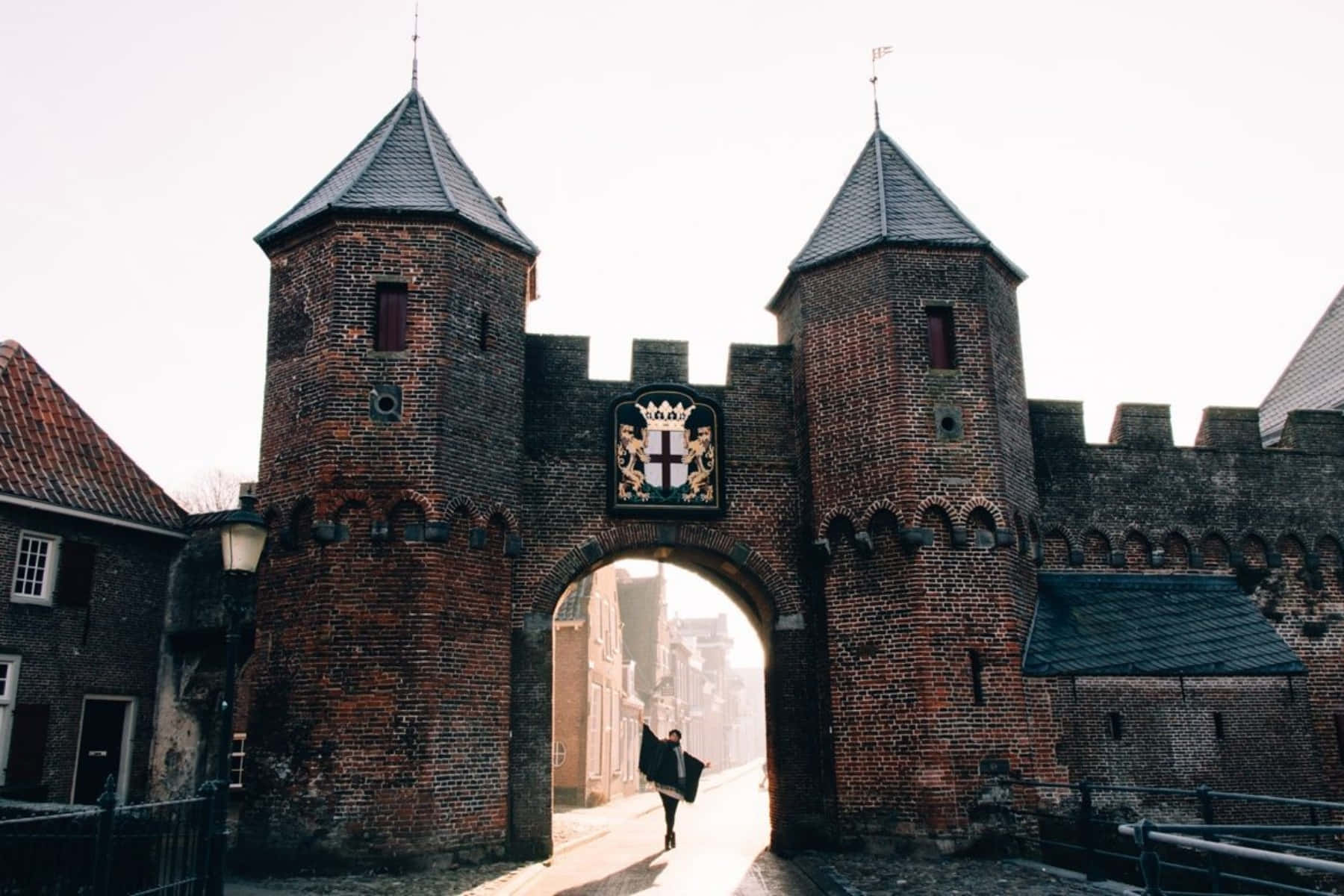 Amersfoort, medieval gate, morning light, HD Desktop Wallpaper