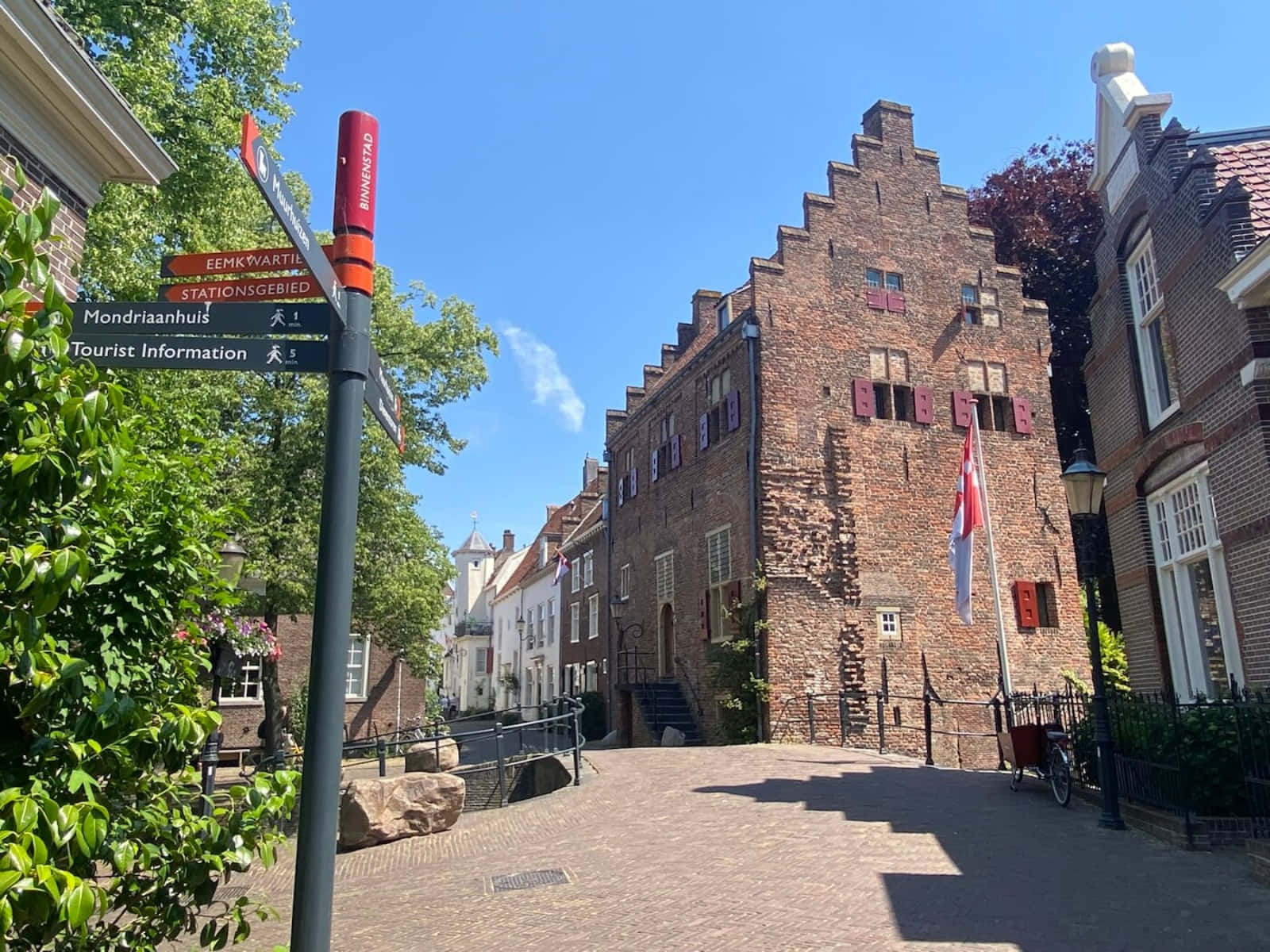 Amersfoort, historic city center, cobblestone street, HD Desktop Wallpaper